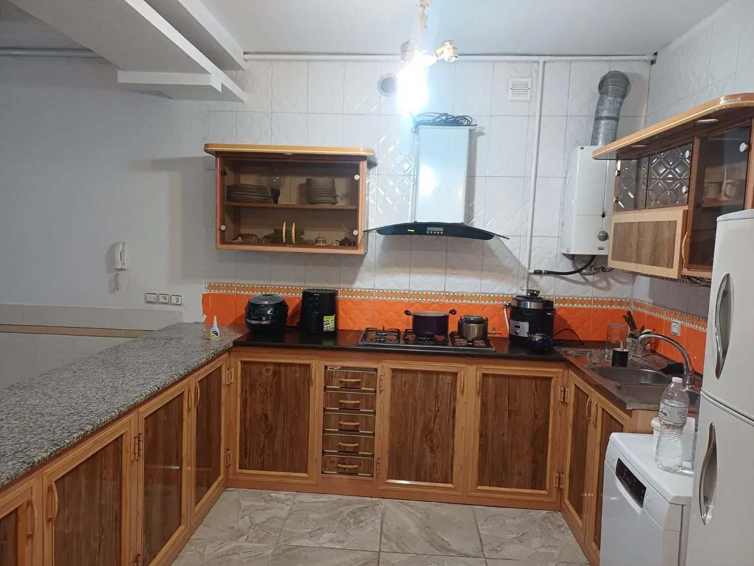 کابینت آلومینیومی( ضد آب و ضد زنگ)|مصالح و تجهیزات ساختمان|نجف‌آباد, کشاورز|دیوار