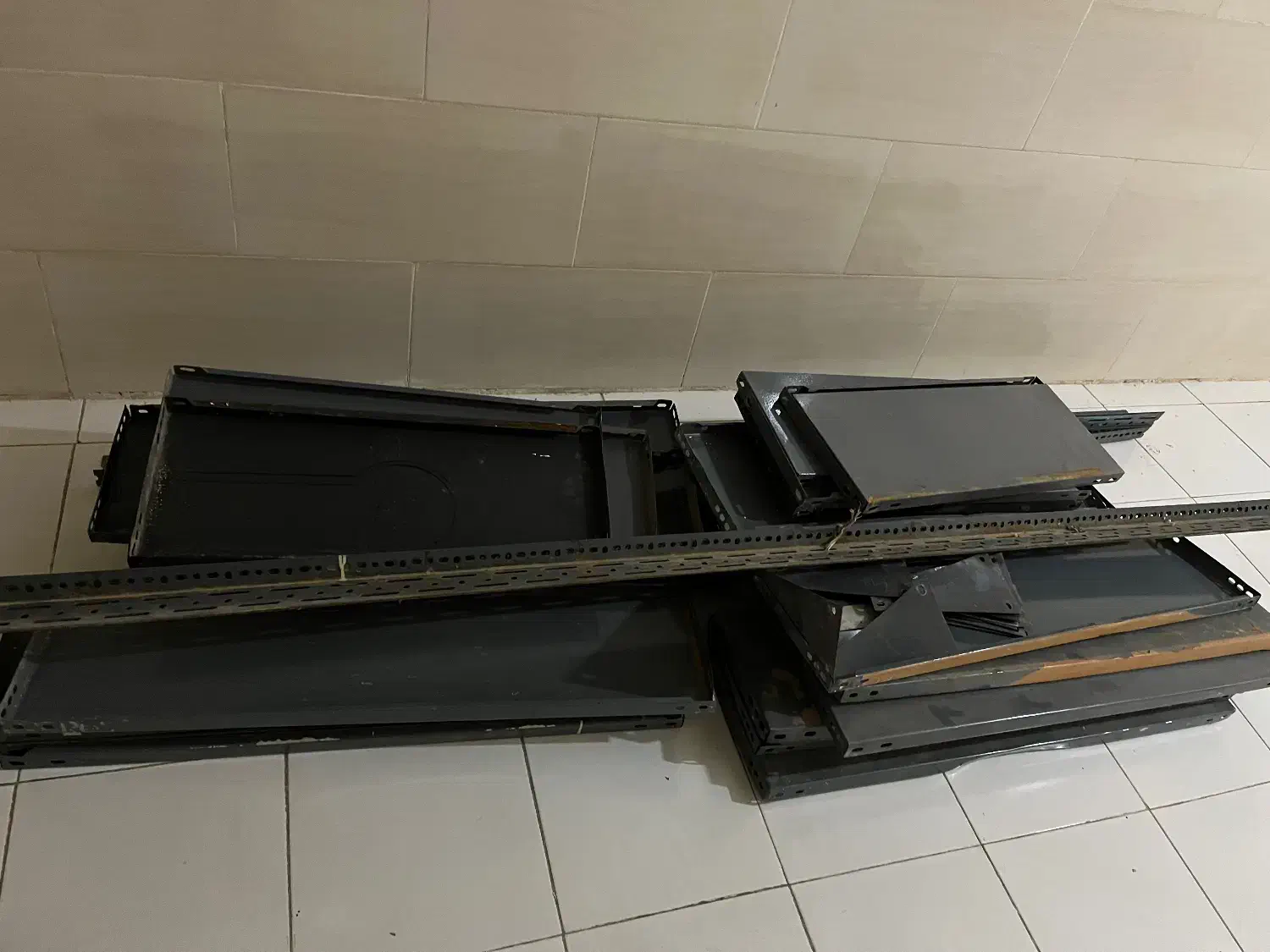 قفسه فلزی|کتابخانه، شلف، قفسه‌های دیواری|تبریز, |دیوار