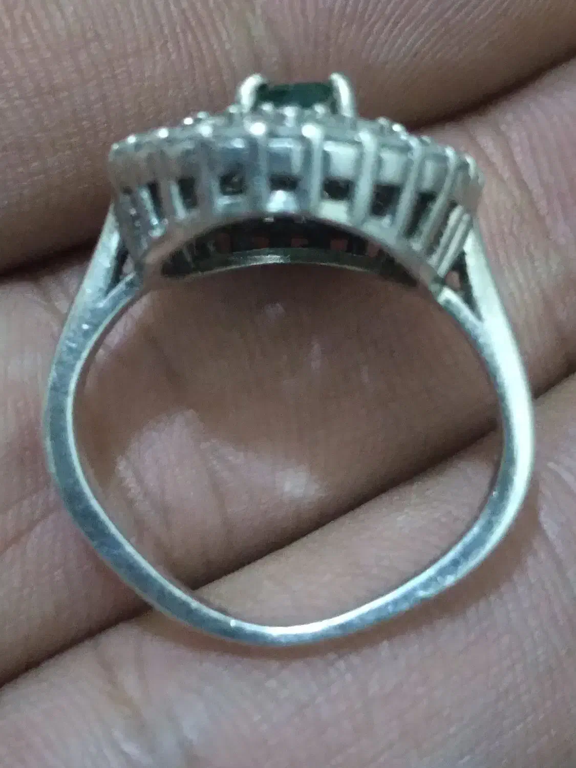 دو عدد انگشتر نقره با نگین زمرد اصل کم نظیر|جواهرات|محمدیه-قزوین, |دیوار