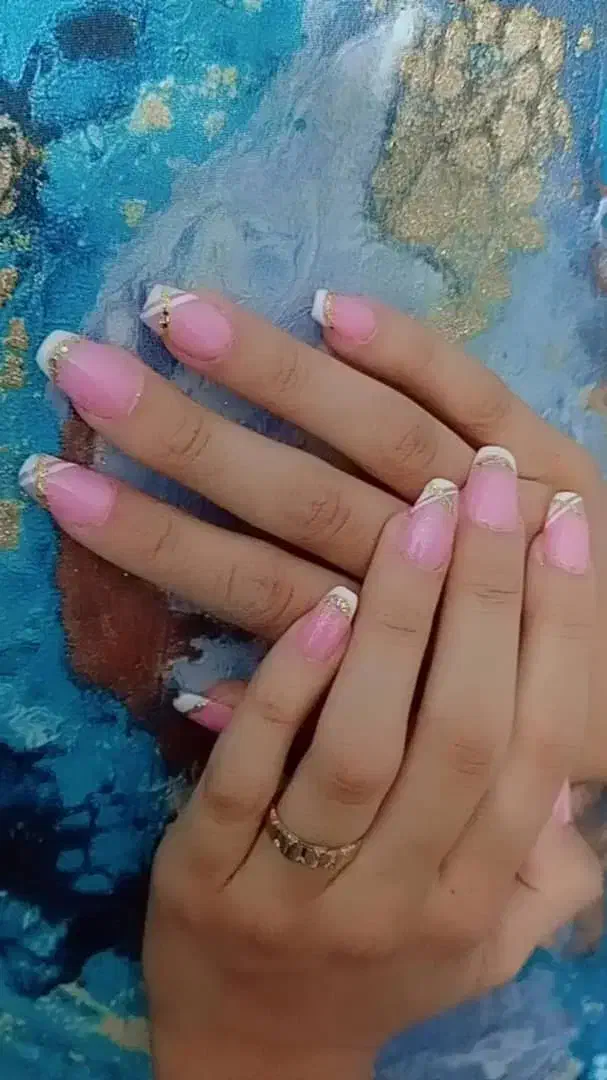 اموزش کاشت ناخون میکاپ|خدمات آموزشی|بافت, |دیوار