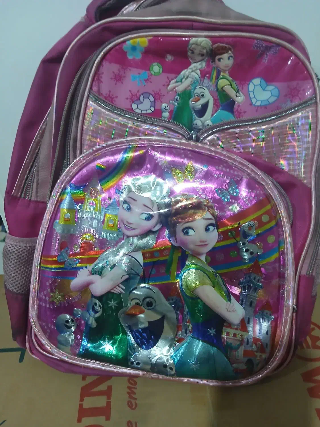 کوله و لباس بچه ۷ تا۸ سال|کفش و لباس بچه|ساری, |دیوار