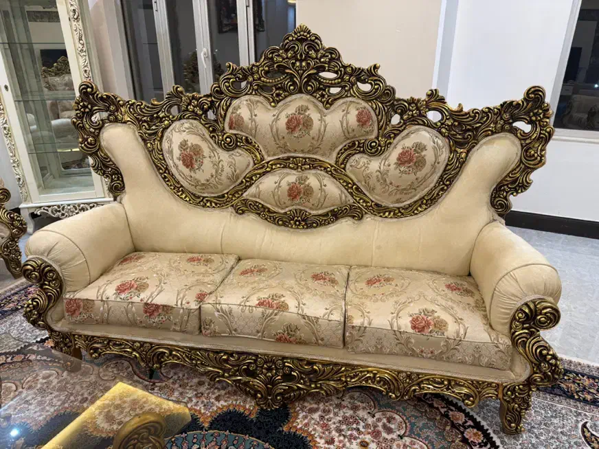 فروشی|مبلمان خانگی و میز عسلی|حویق, |دیوار