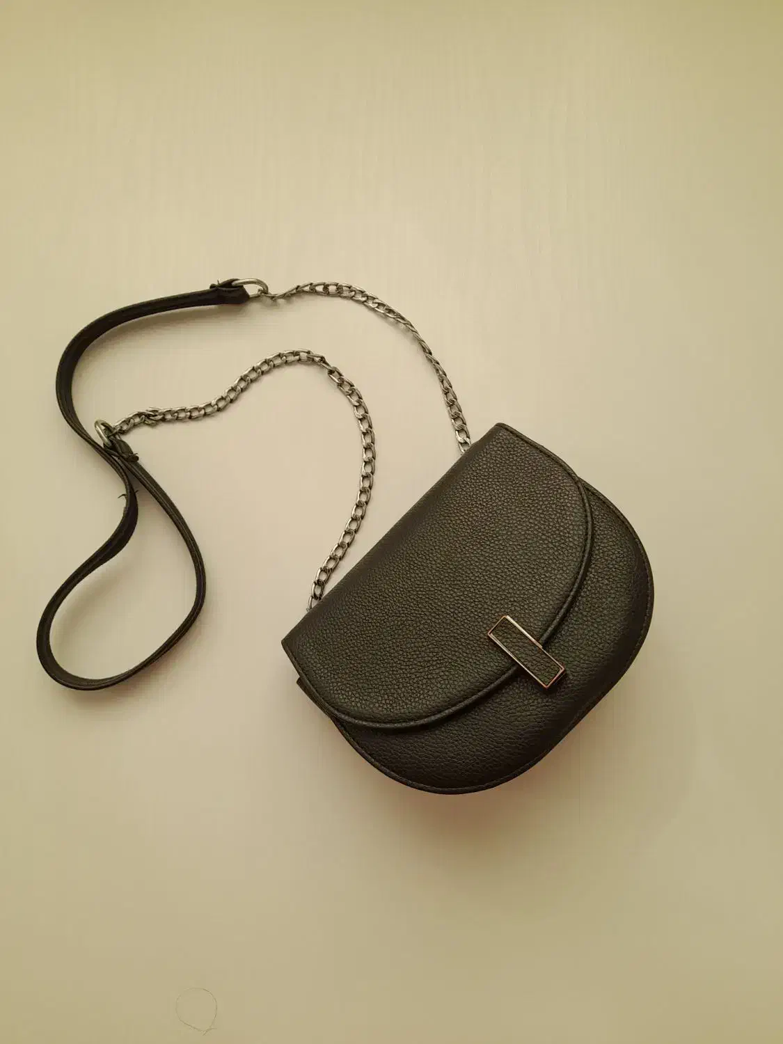 کیف مشکی با بند بلند ، شیک و ترند|کیف، کفش، کمربند|رامسر, |دیوار