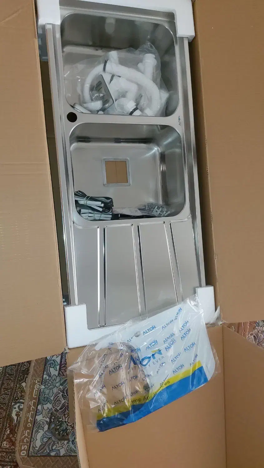 هودوسینک وابگرمکن نو|آبگرمکن، پکیج، شوفاژ|برخوار, |دیوار