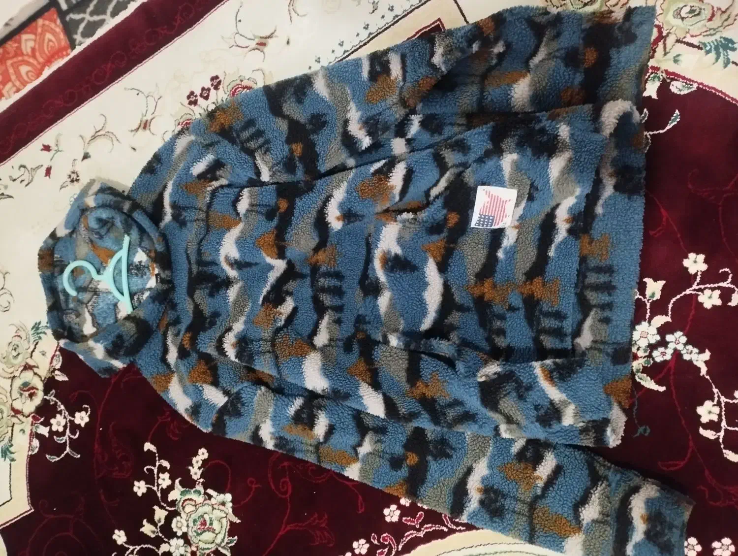 کاپشن و هودی اورجینال|لباس|رودسر, |دیوار