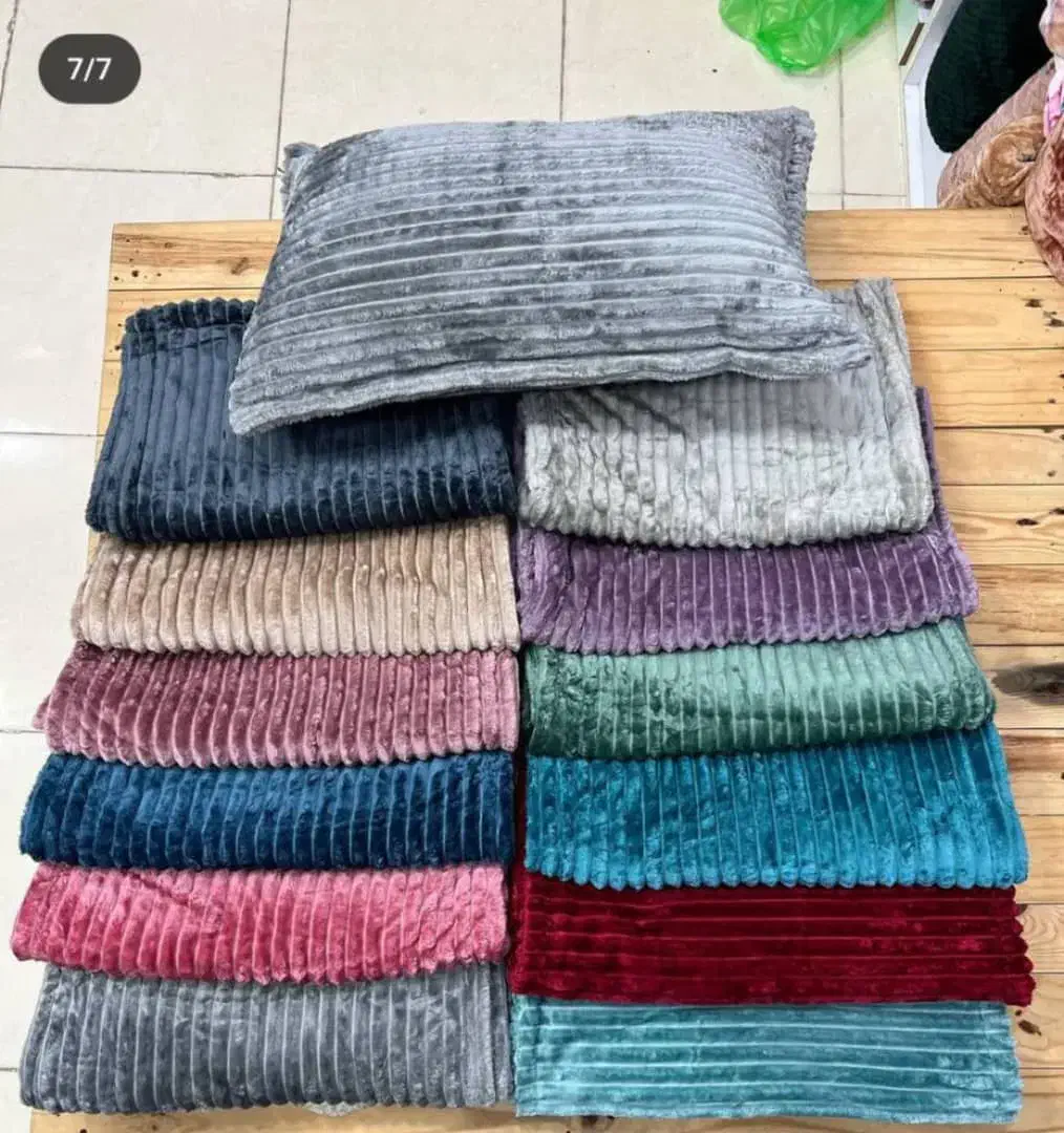 روبالشی|رختخواب، بالش، پتو|بندر گناوه, |دیوار