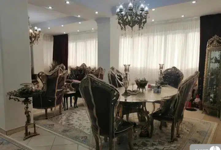 میدان ولیعصر/ ۲۱۰ متر /۴ خوابه /طبقه ۵ / تک واحدی|اجارهٔ آپارتمان|تهران, میدان ولیعصر|دیوار