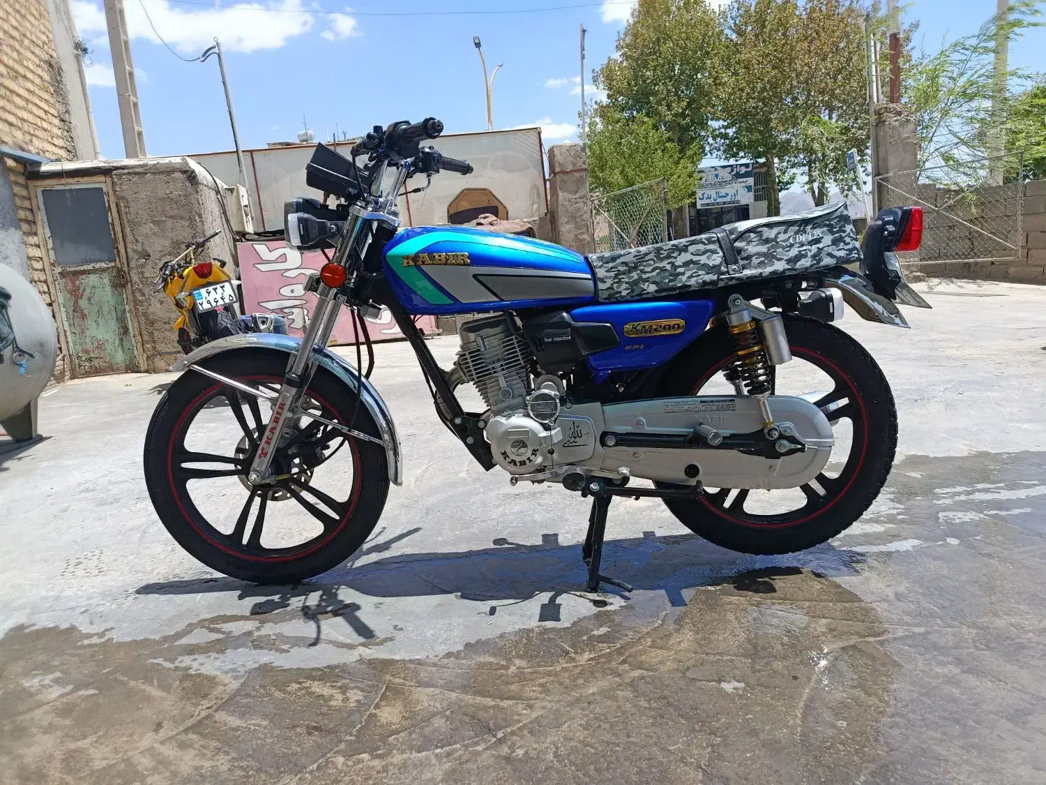 موتور کبیر 200|موتورسیکلت|سمیرم, |دیوار