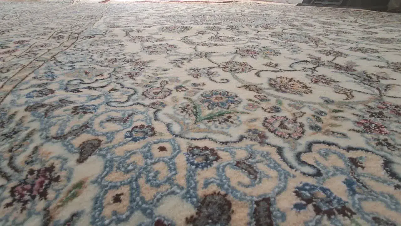 قالی دستبافتِ ۱۴۰۰ خفتِ ۲/۵ در ۳/۵ .|فرش|اژیه, |دیوار