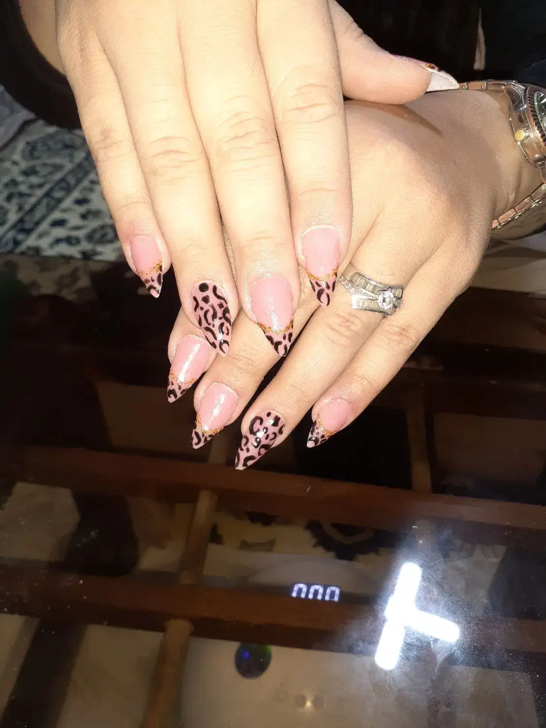 ناخنکار( خدمات ناخن در منزل خودم انجام میدم)|خدمات آرایشگری و زیبایی|مراغه, |دیوار