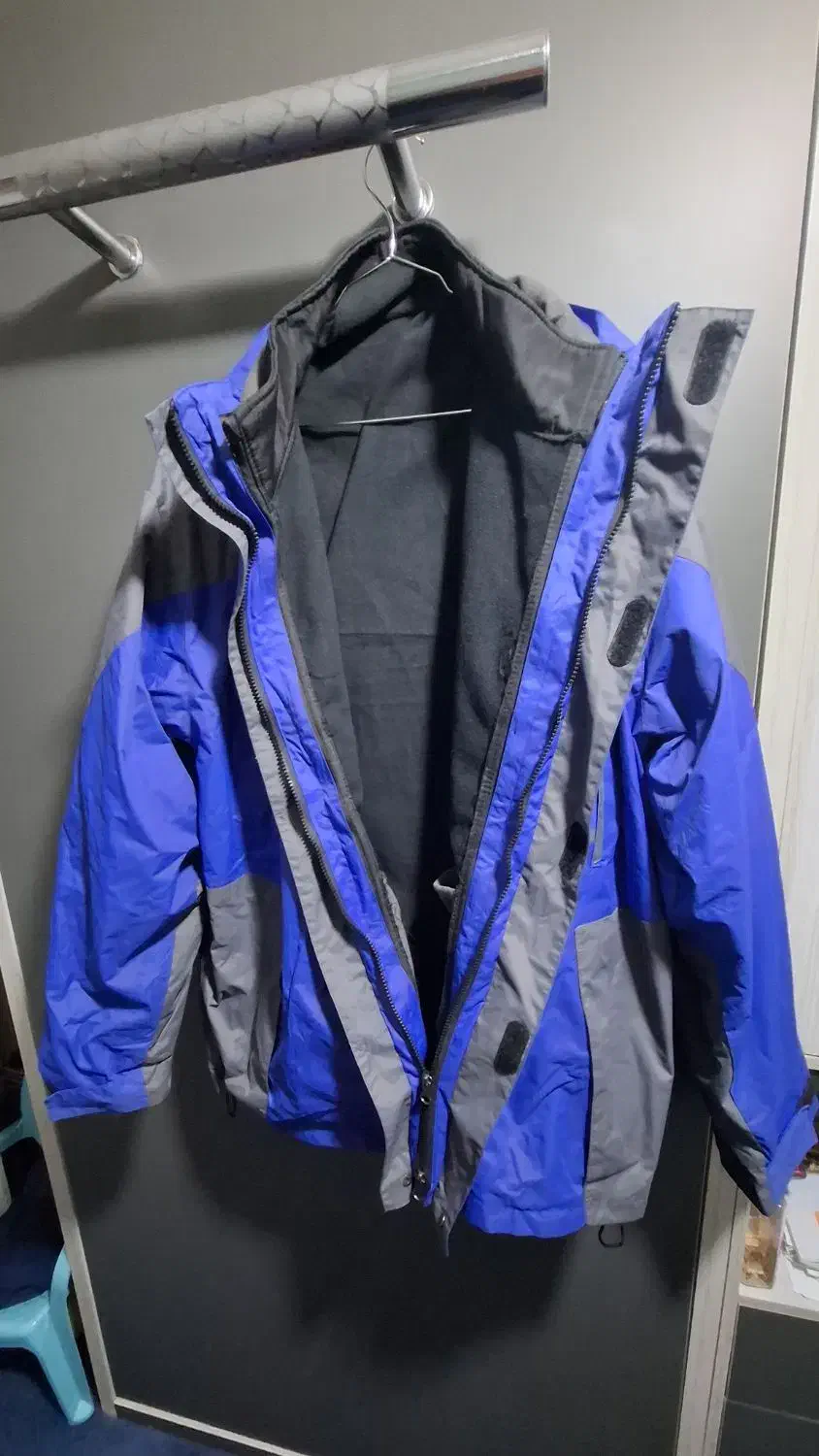 کاپشن|لباس|کرج, شهرک فهمیده|دیوار