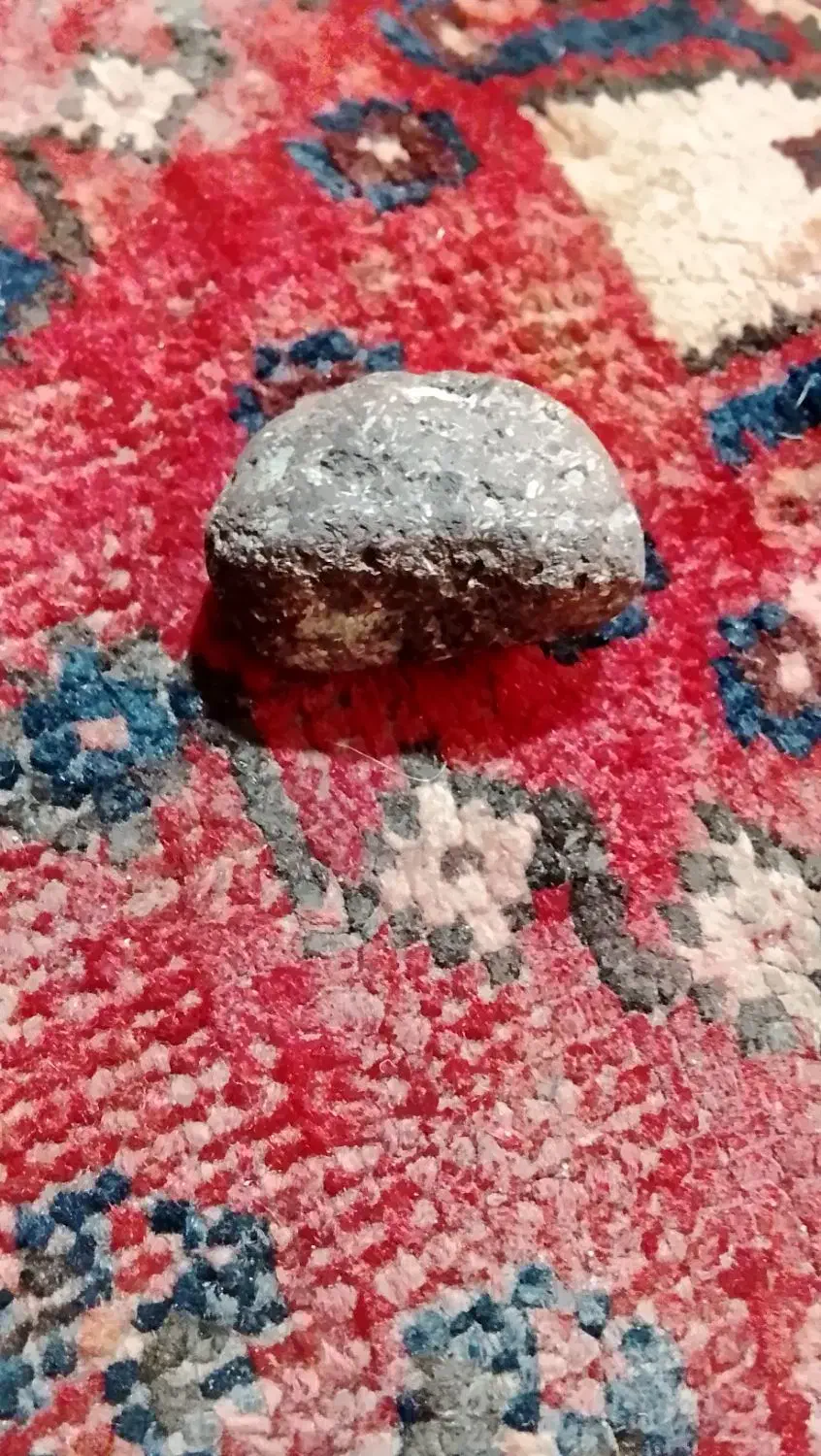 شهاب سنگ کندریتی|کلکسیون اشیاء عتیقه|برخوار, |دیوار