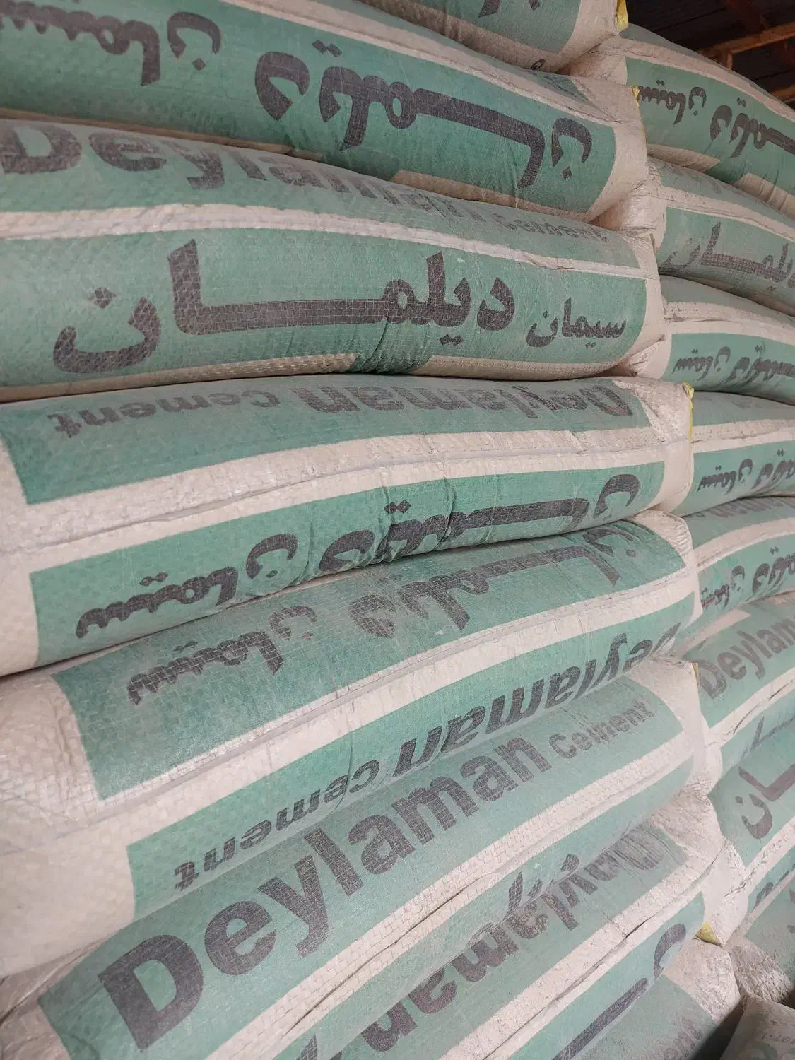 سیمان/بلوک/گچ/سفال/آجر با تحویل سریع و عمده|مصالح و تجهیزات ساختمان|رشت, بوسار|دیوار