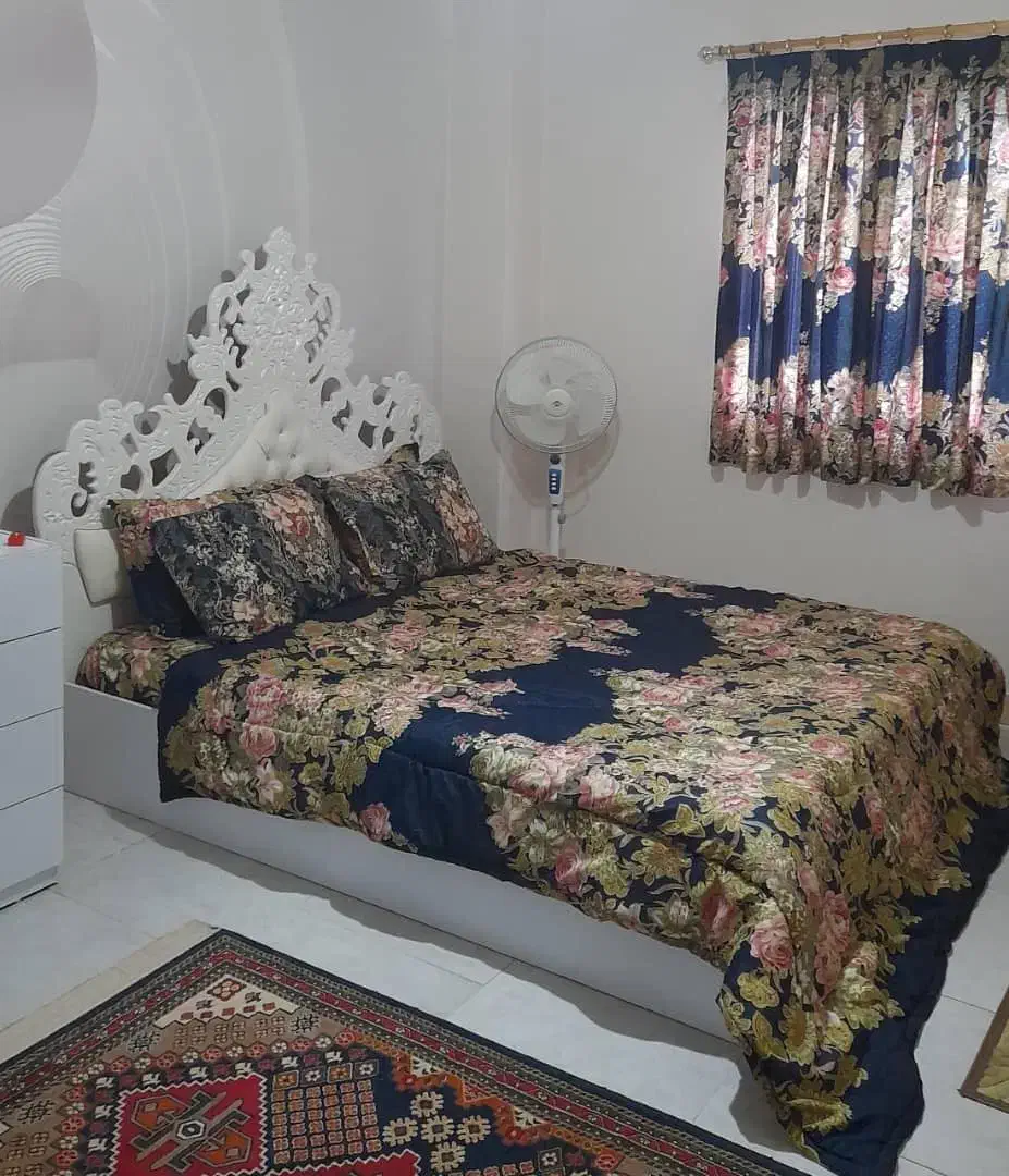 تخت خواب دونفره|تخت و سرویس خواب|رشت, کوی حسینی|دیوار