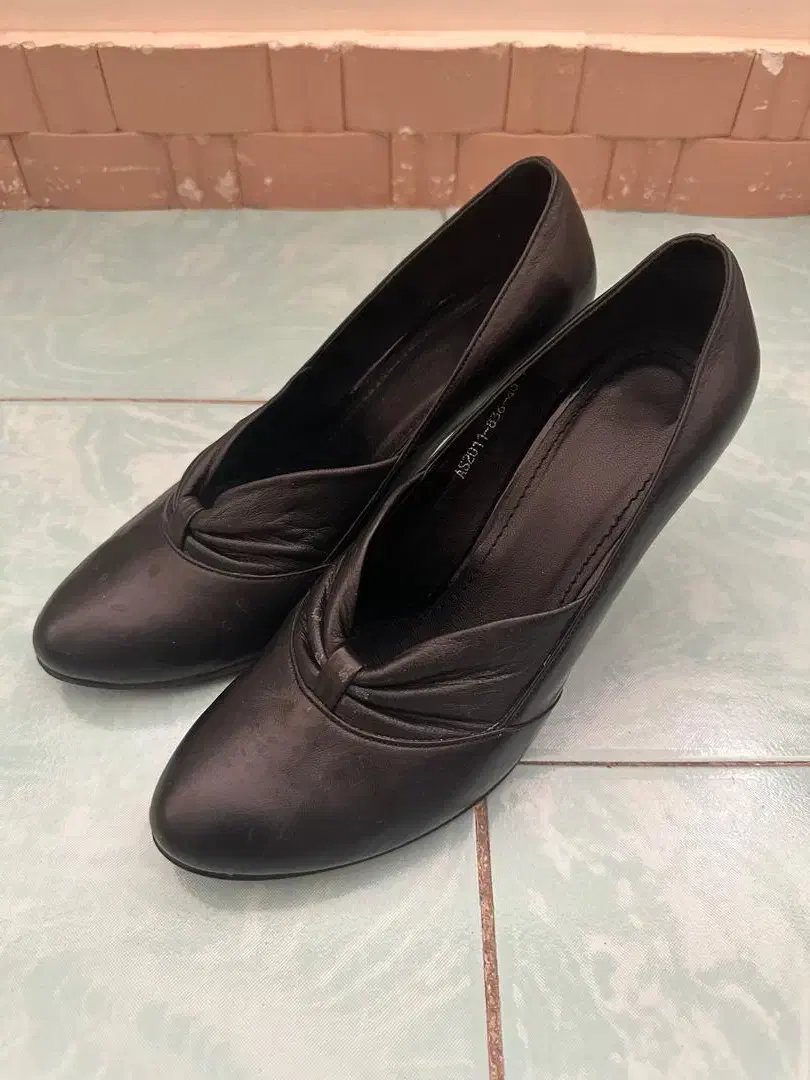 کفش مجلسی|کیف، کفش، کمربند|تهران, فردوسی|دیوار