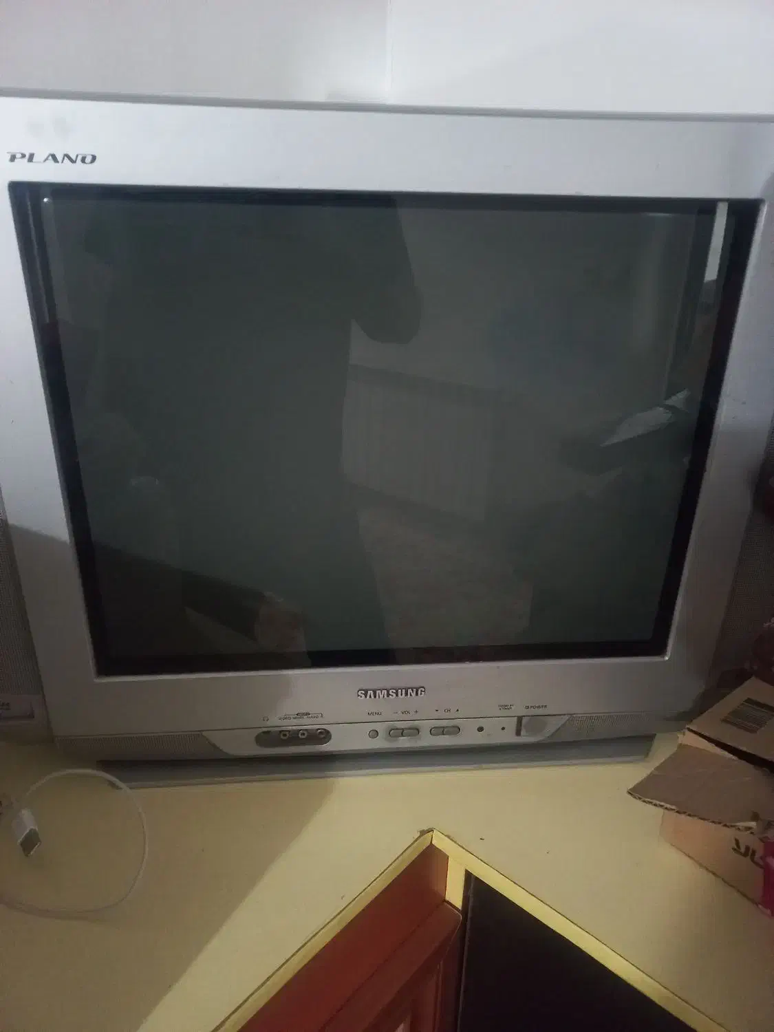 تلویزیون|تلویزیون و پروژکتور|بم, |دیوار