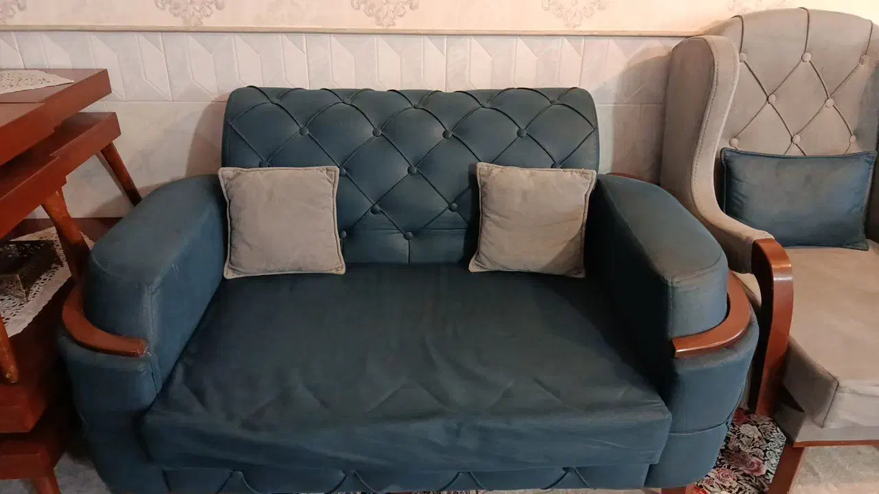 مبل ۷نفره|مبلمان خانگی و میز عسلی|نیشابور, ده حلاج|دیوار