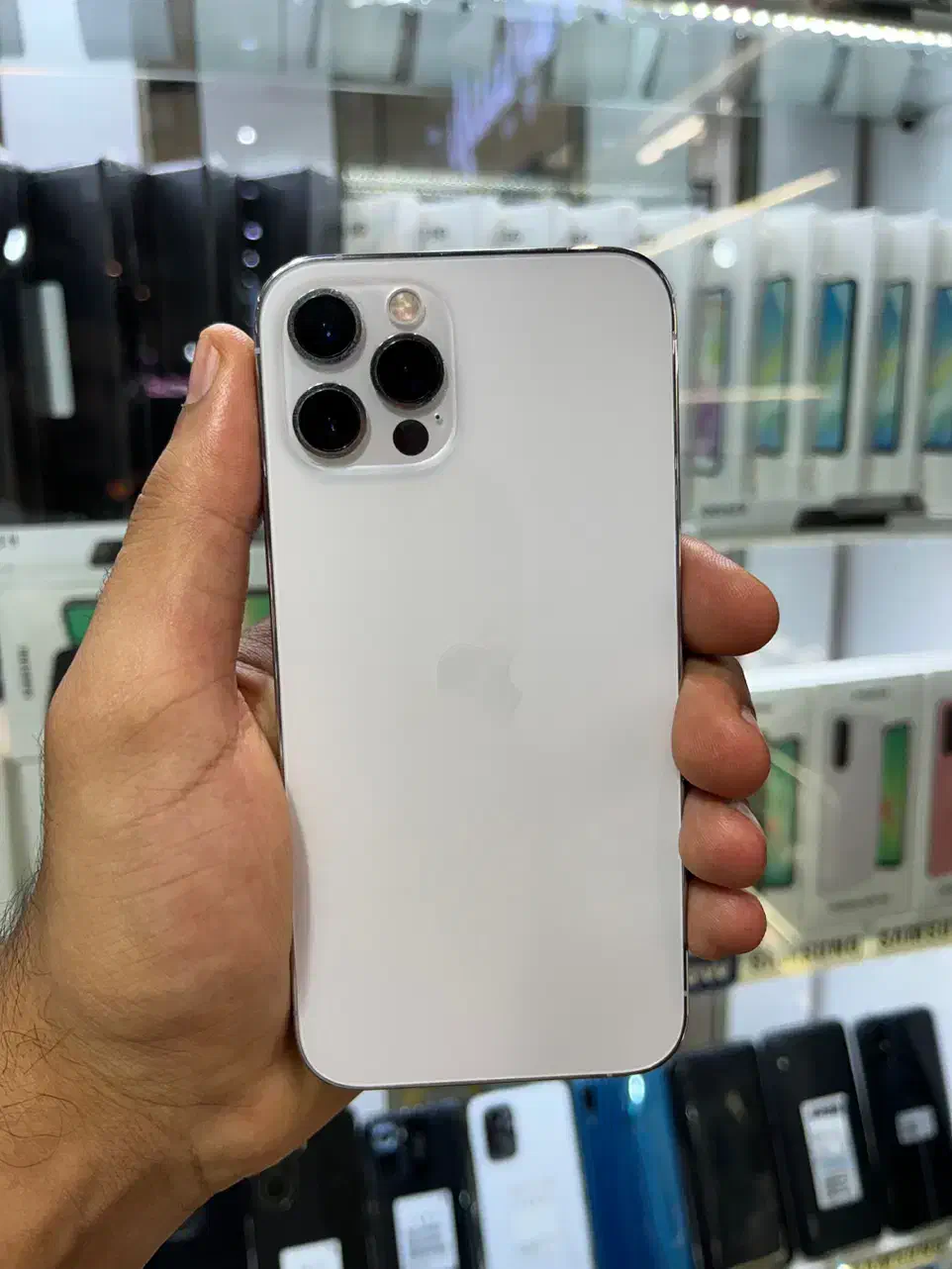 Iphone 12 pro zaa 256g|موبایل|قم, عمار یاسر|دیوار
