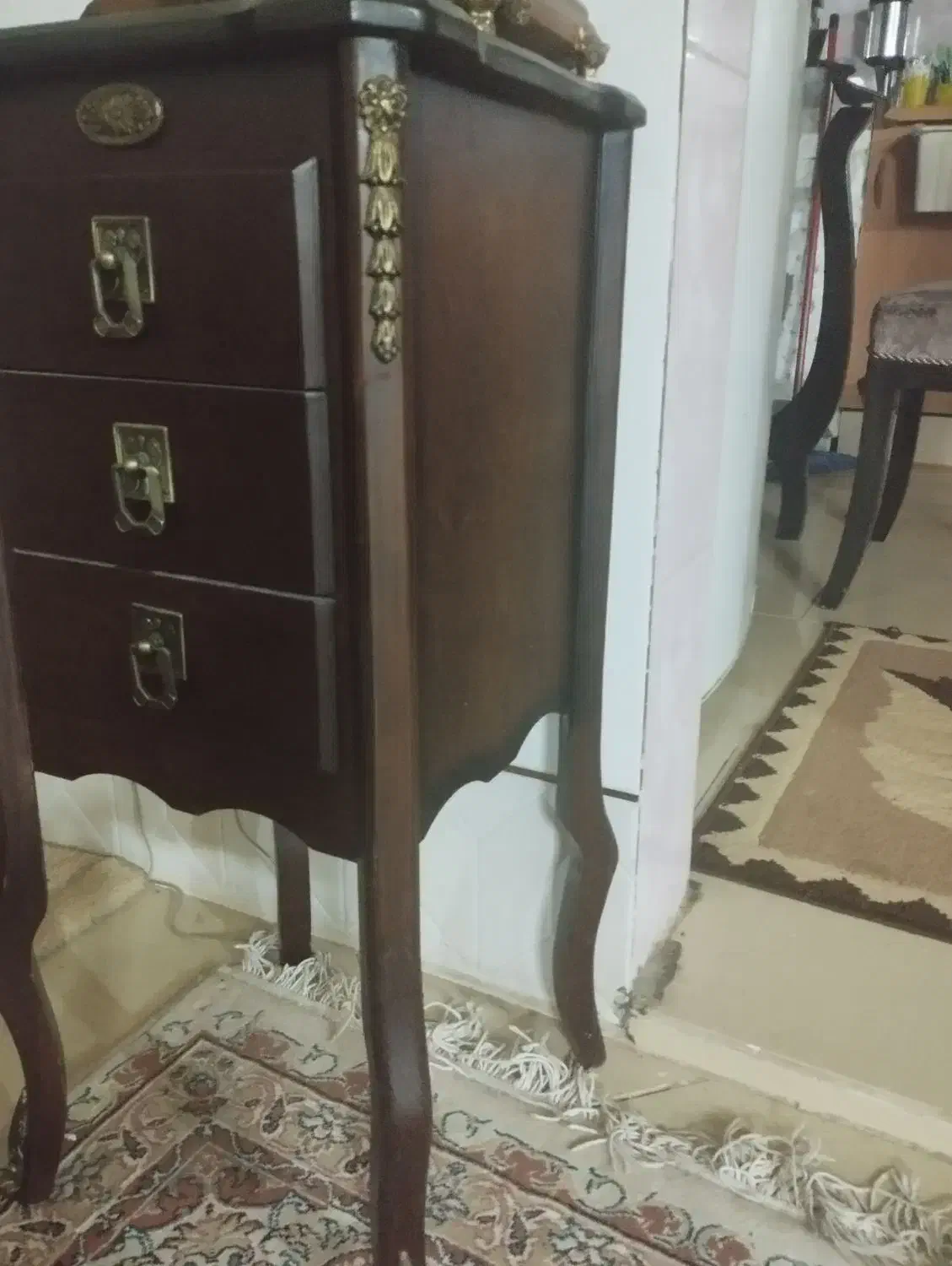 میز تلفن|میز تلفن|فولادشهر, بوستان خلیج فارس|دیوار