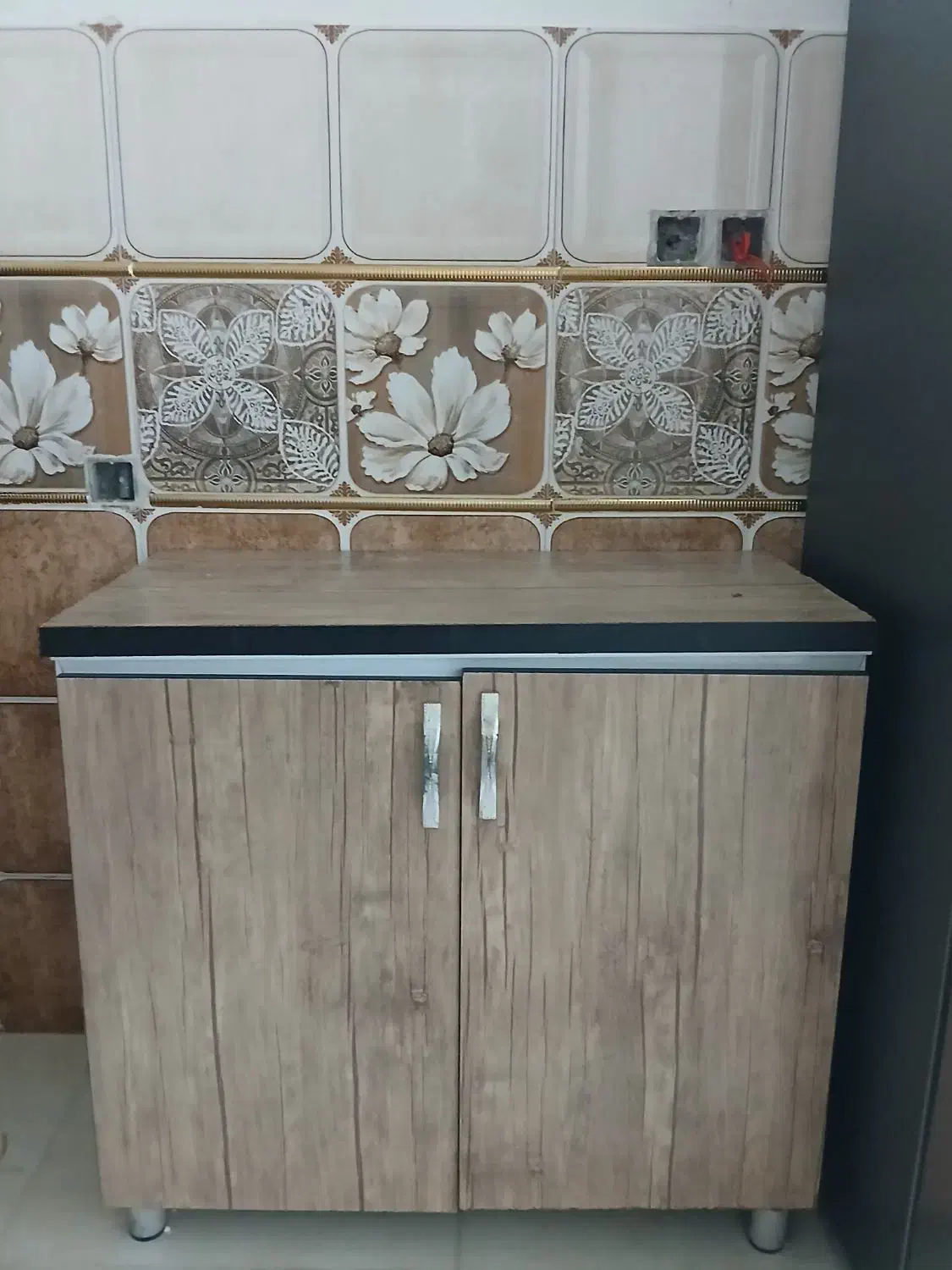 کابینت فلزی|مصالح و تجهیزات ساختمان|ماکلوان, |دیوار