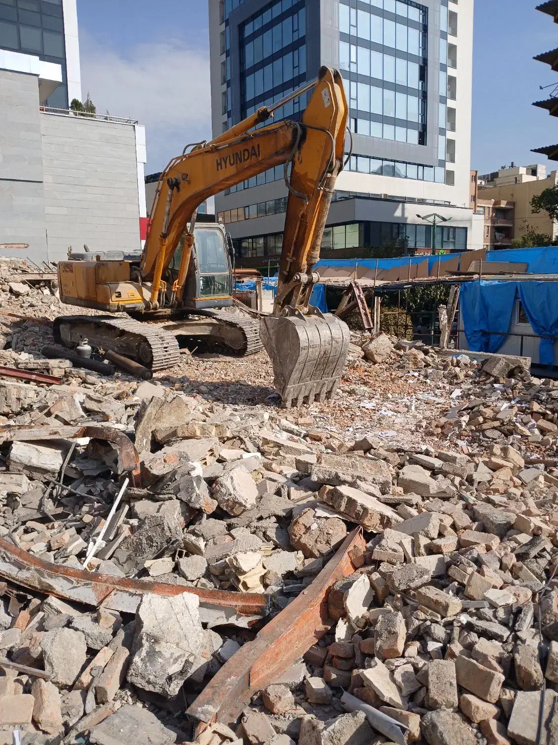 تخریب ساختمان|خدمات پیشه و مهارت|تهران, دریان‌نو|دیوار