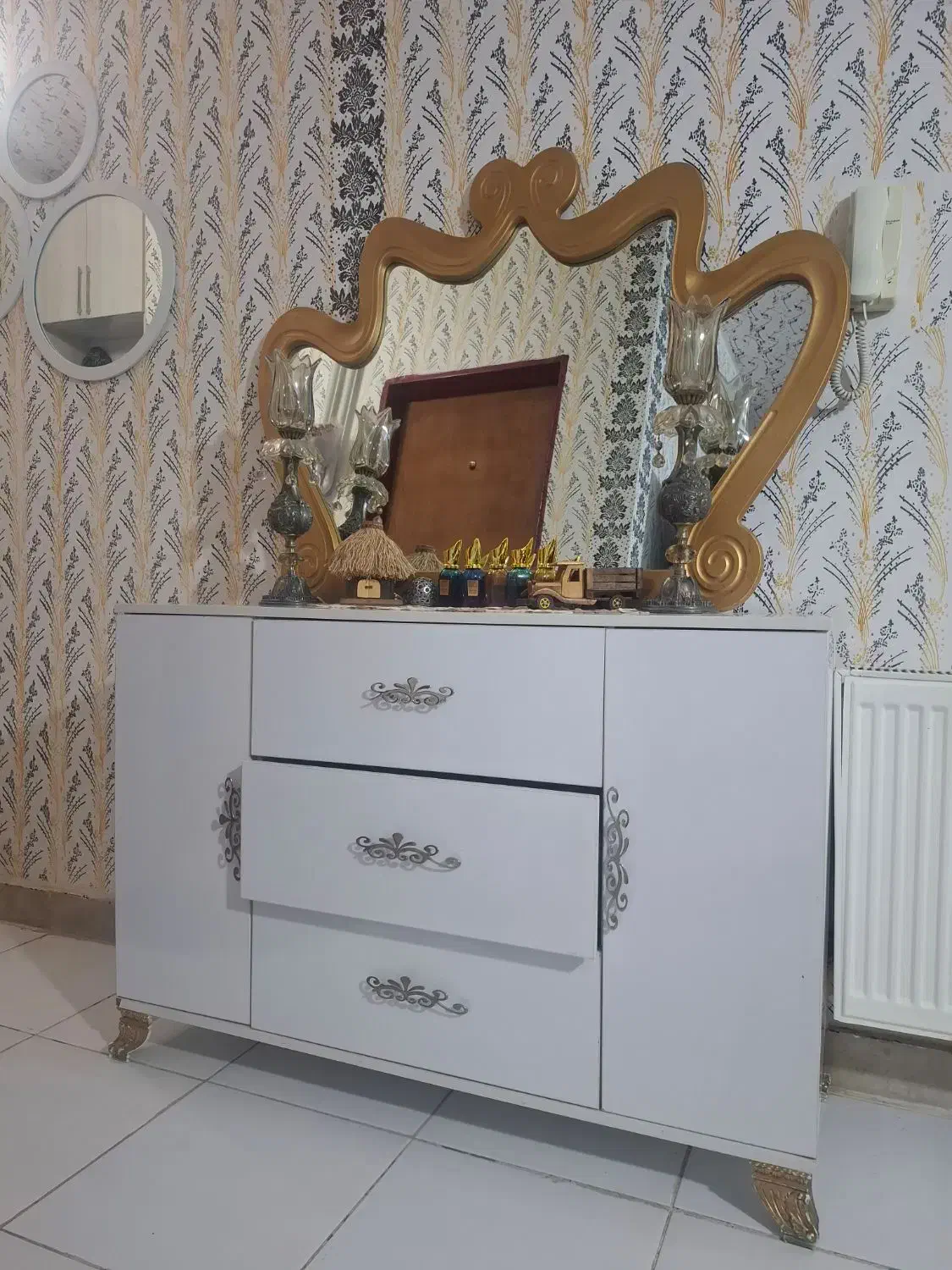 اینه و کنسول|بوفه، ویترین، کنسول|کرمانشاه, |دیوار