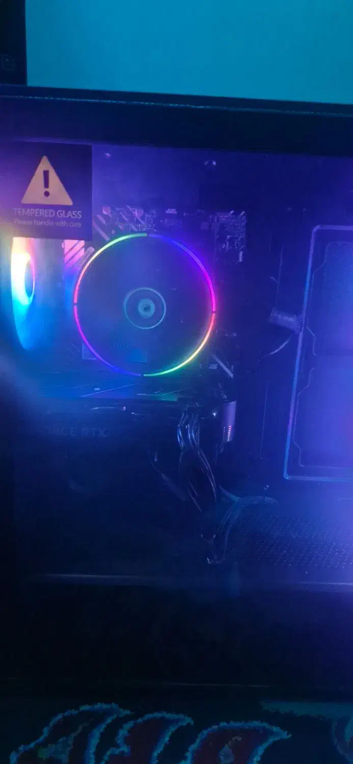 کامپیوتر گیمینگ درحد نو|رایانه رومیزی|تهران, خاک سفید|دیوار