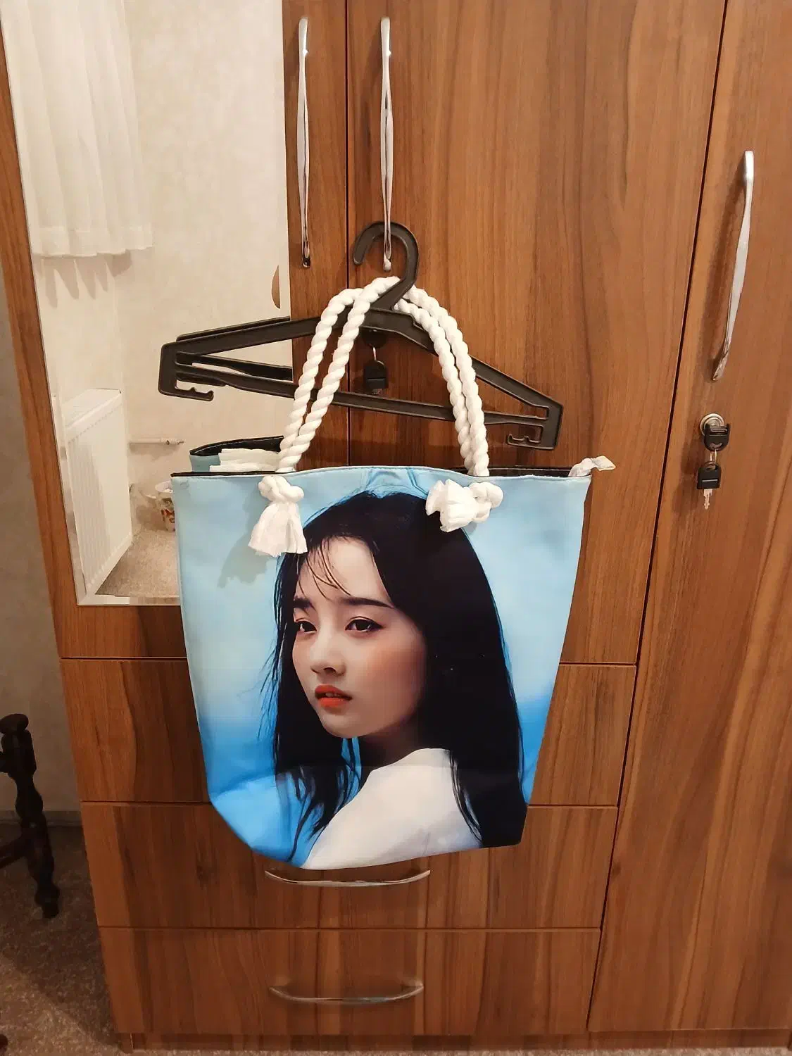 کیف|کیف، کفش، کمربند|نظرآباد, نظرآباد|دیوار