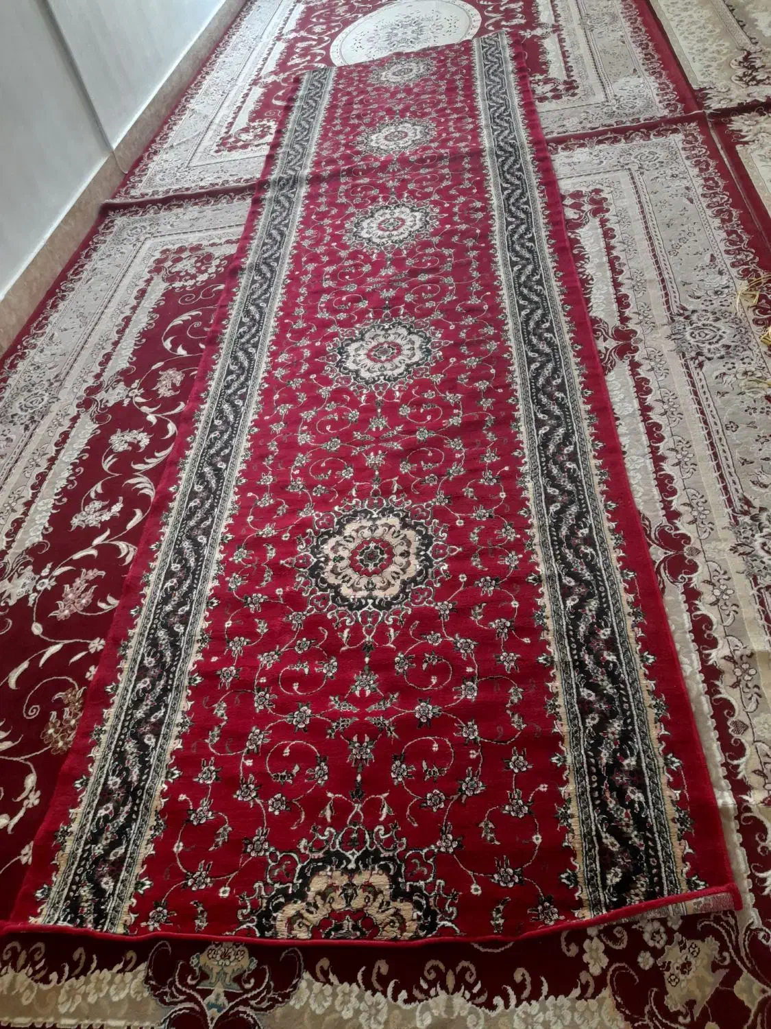 سلام دوعدد کناره نو تمیزسالم فروشی دره شهر ارمو|فرش|دره شهر, |دیوار