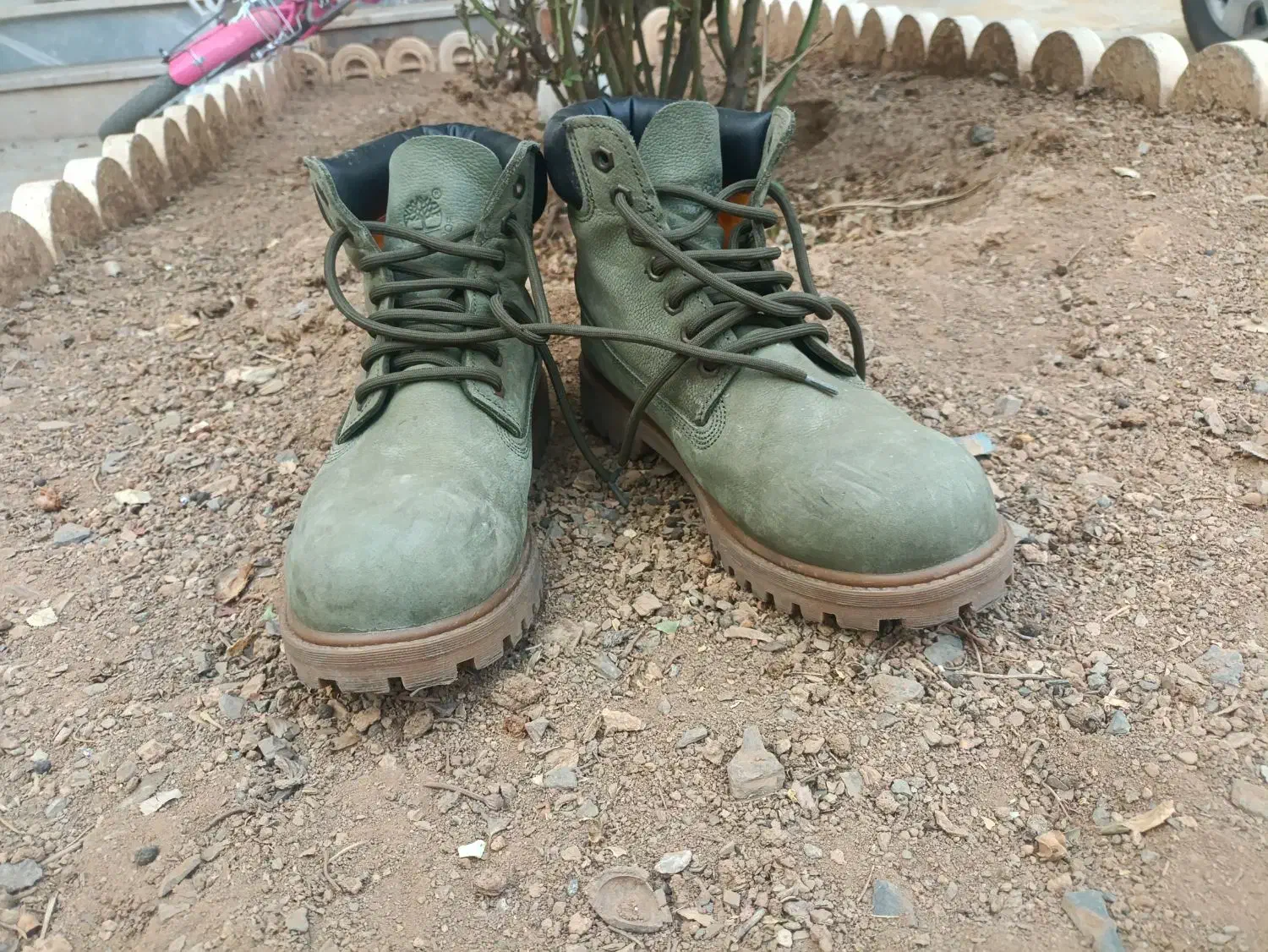 کفش کوهنوردی|کیف، کفش، کمربند|سنندج, |دیوار