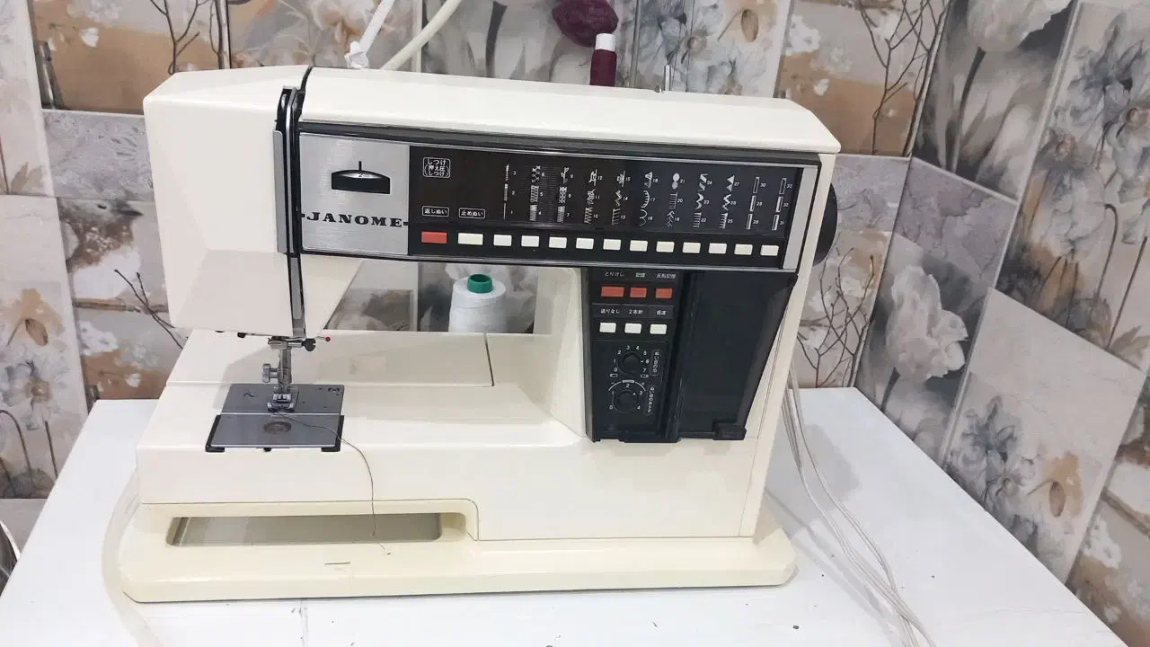 چرخ ژانومه اصل ژاپن .مدل ۵۰۰۲ .فروتقه|چرخ خیاطی و ریسندگی|کاشمر, |دیوار