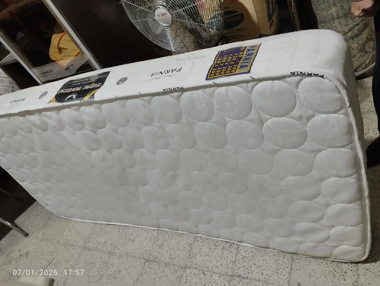 تخت یکنفره فرفورژه همراه با تشک|تخت و سرویس خواب|تهران, زرکش|دیوار