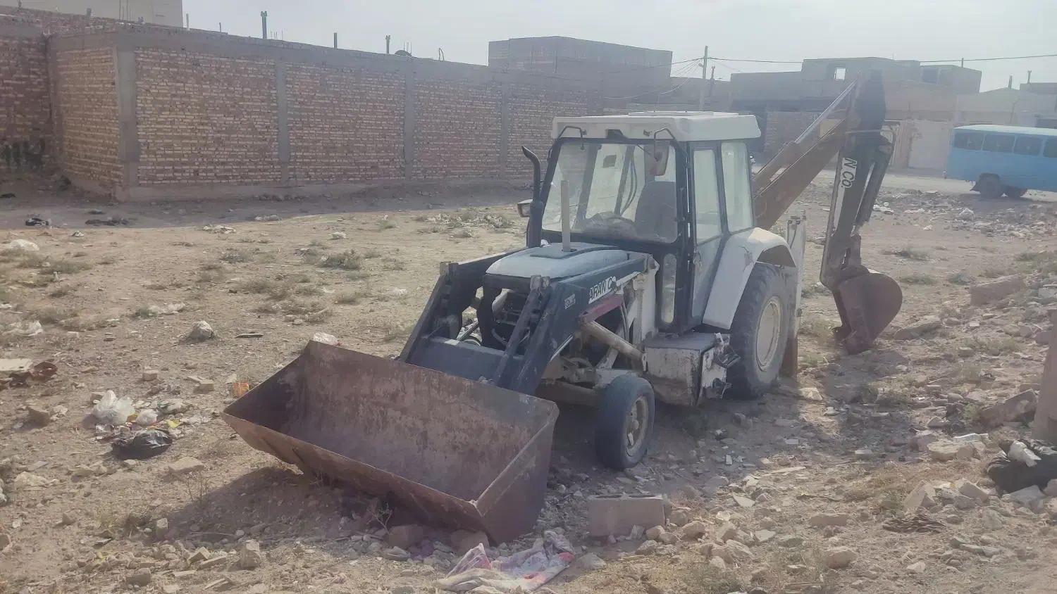 بیل بکهو آران ۹۰۰|خودرو سنگین|زابل, |دیوار