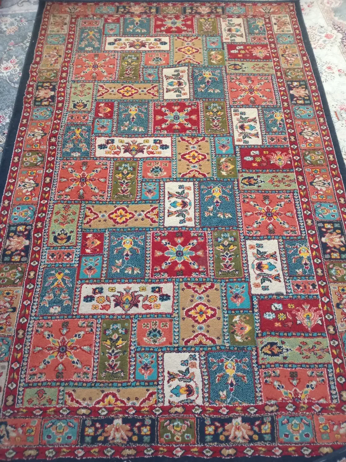 فرش و پادری|فرش|شاهینشهر, عطار|دیوار