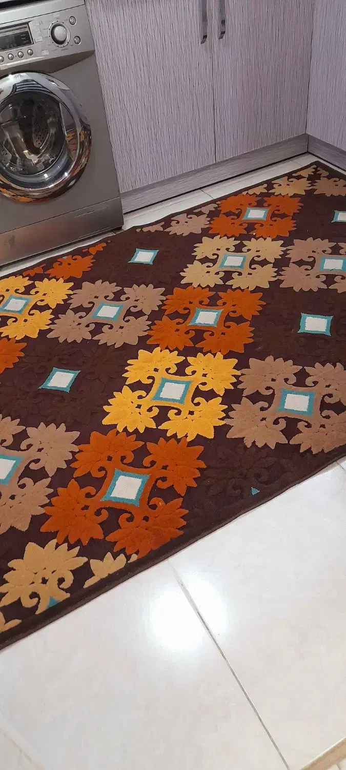 فرش|گلیم، جاجیم، گبه|فولادشهر, مسکن مهر فولادشهر|دیوار