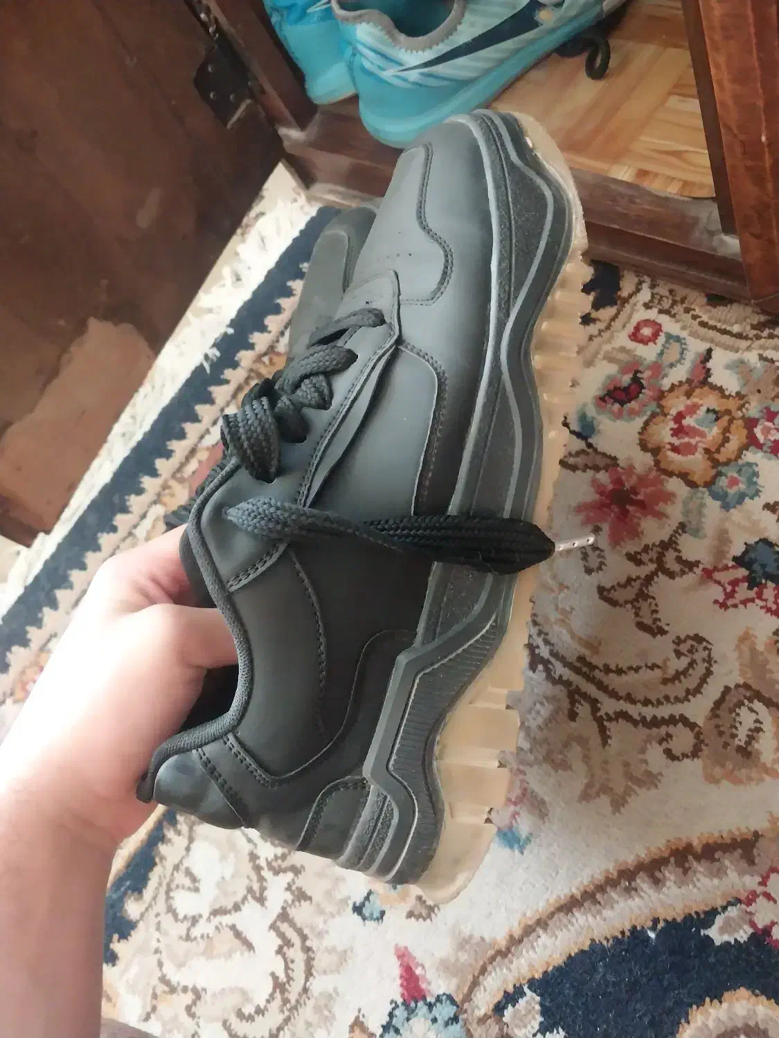 کفش برشکا تخفیف دارد نو|کیف، کفش، کمربند|قوچان, |دیوار