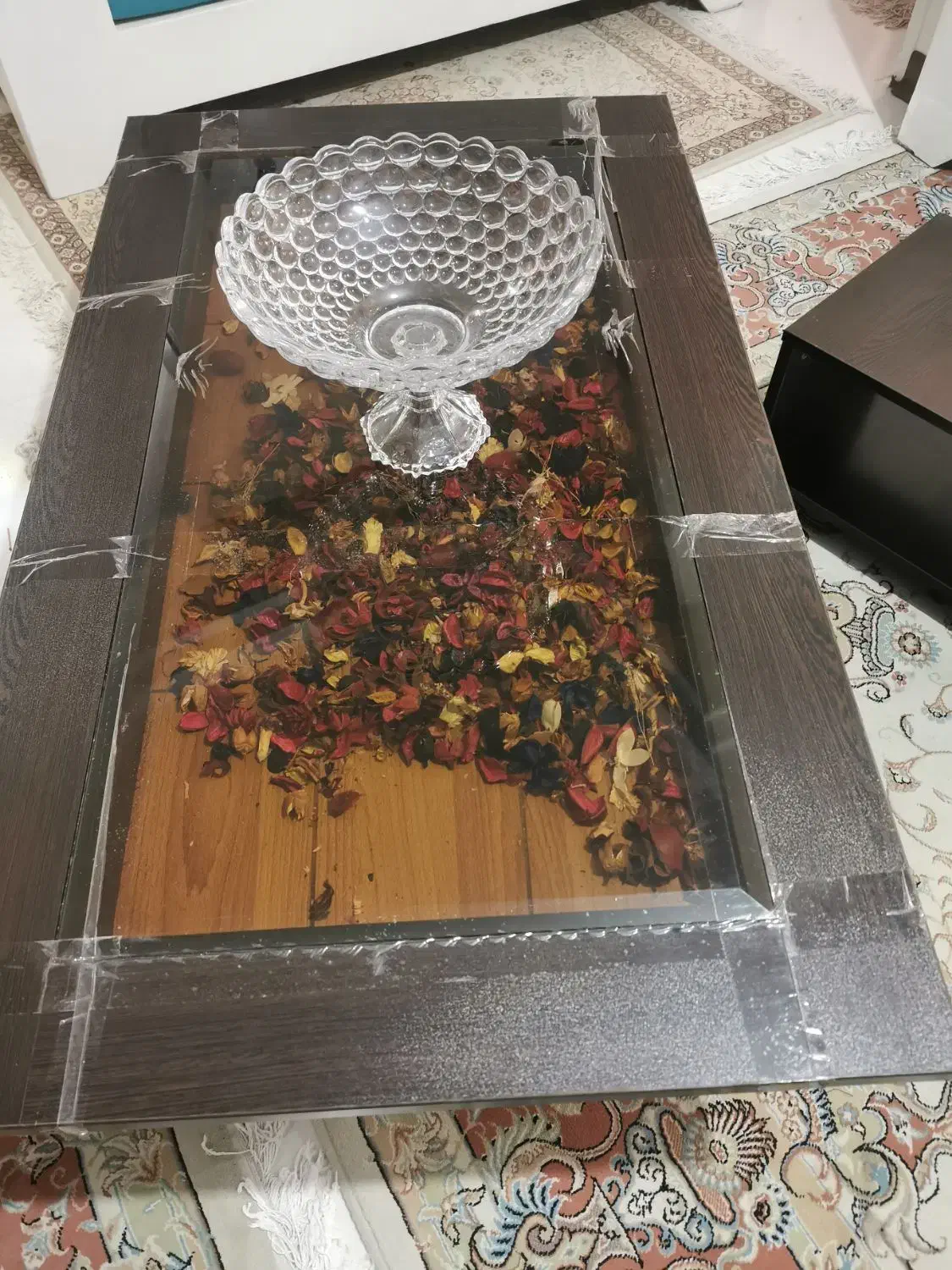 میز جلوی مبل با چهار کنار مبلی|مبلمان خانگی و میز عسلی|بومهن, |دیوار
