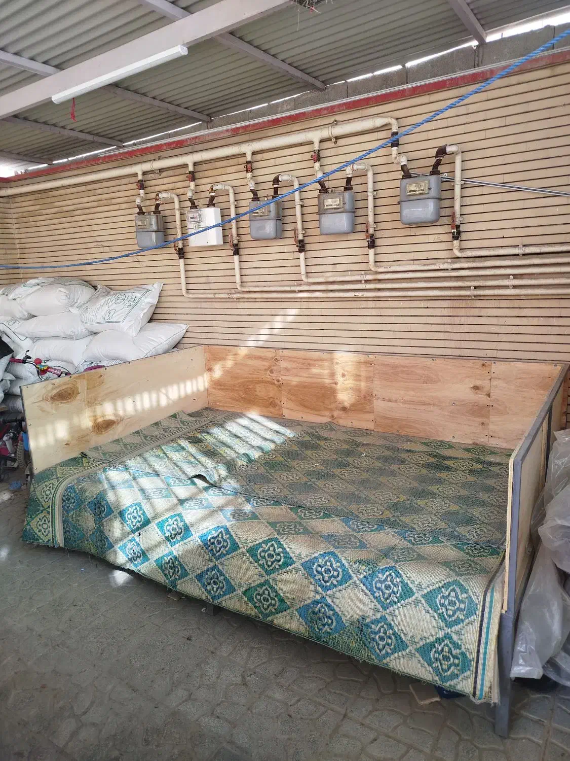 تخت سنتی|تخت و سرویس خواب|تبریز, |دیوار