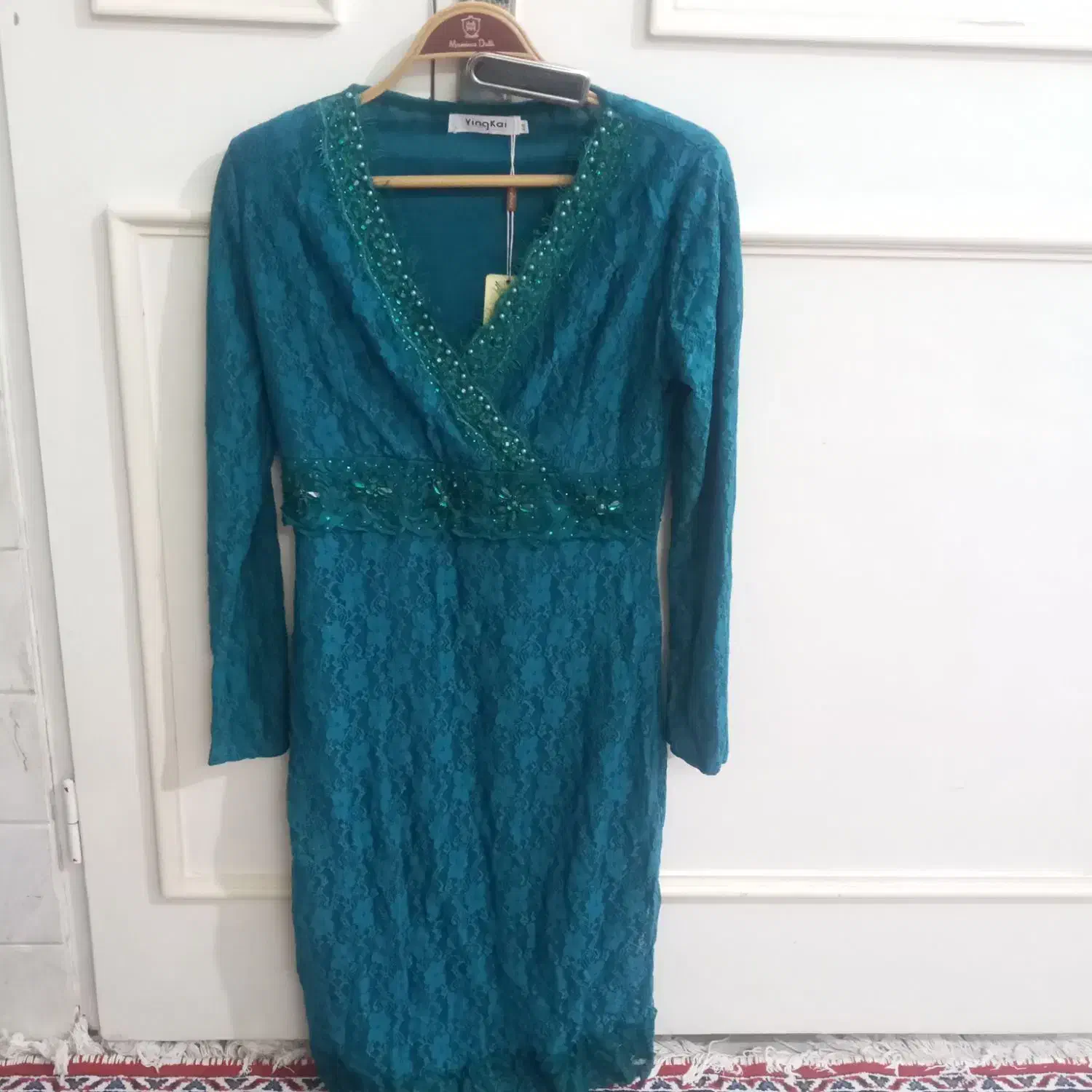 لباس گیپور|لباس|قم, گلزار|دیوار