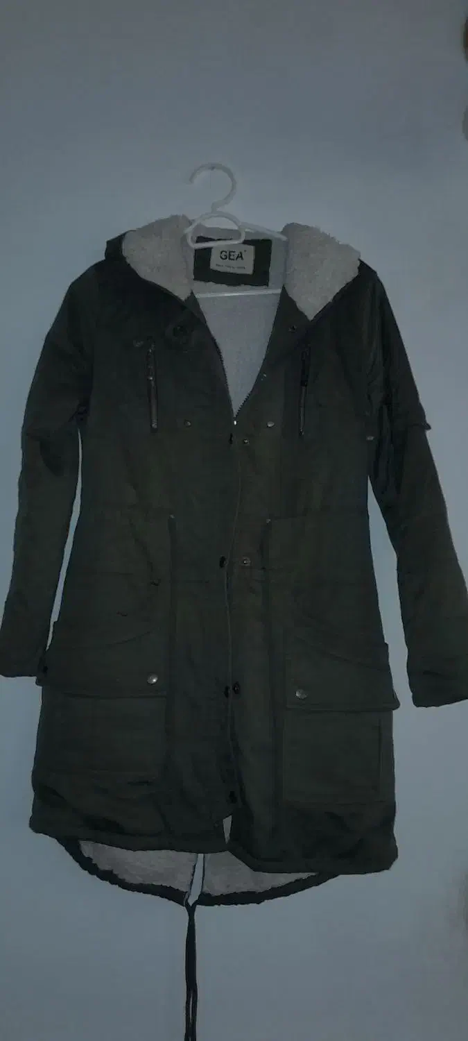 پالتو سایز s|لباس|کوهسار (البرز), |دیوار