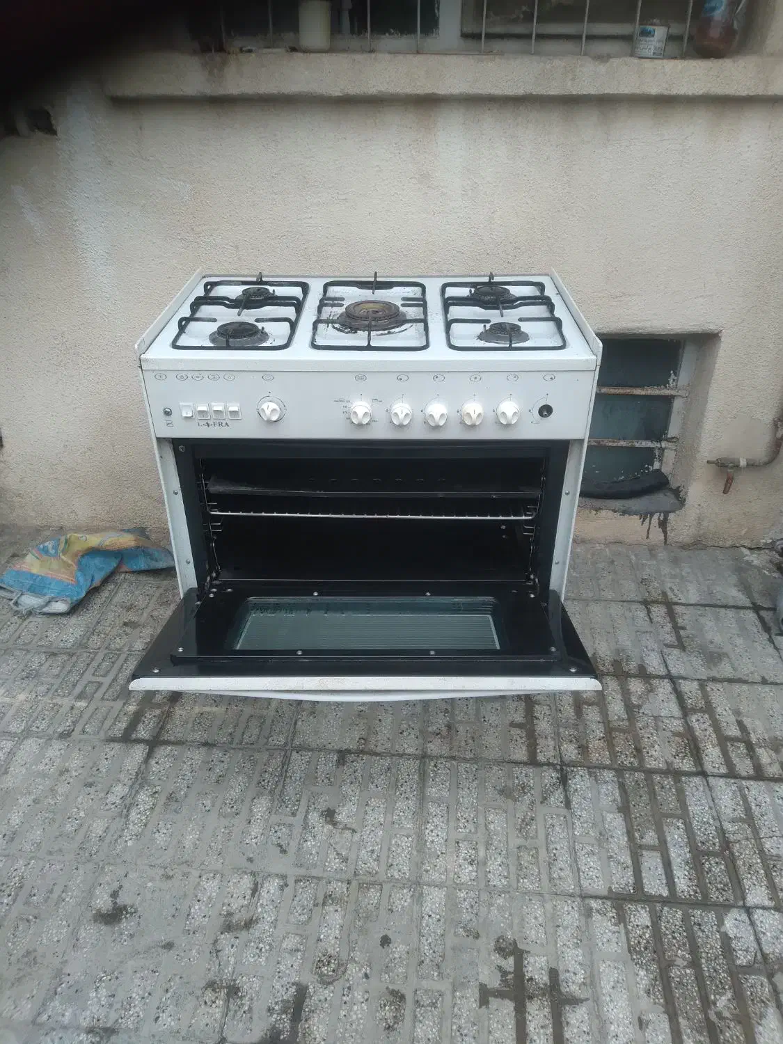 فرگاز در حد نو|اجاق گاز و لوازم برقی پخت‌وپز|بروجرد, |دیوار