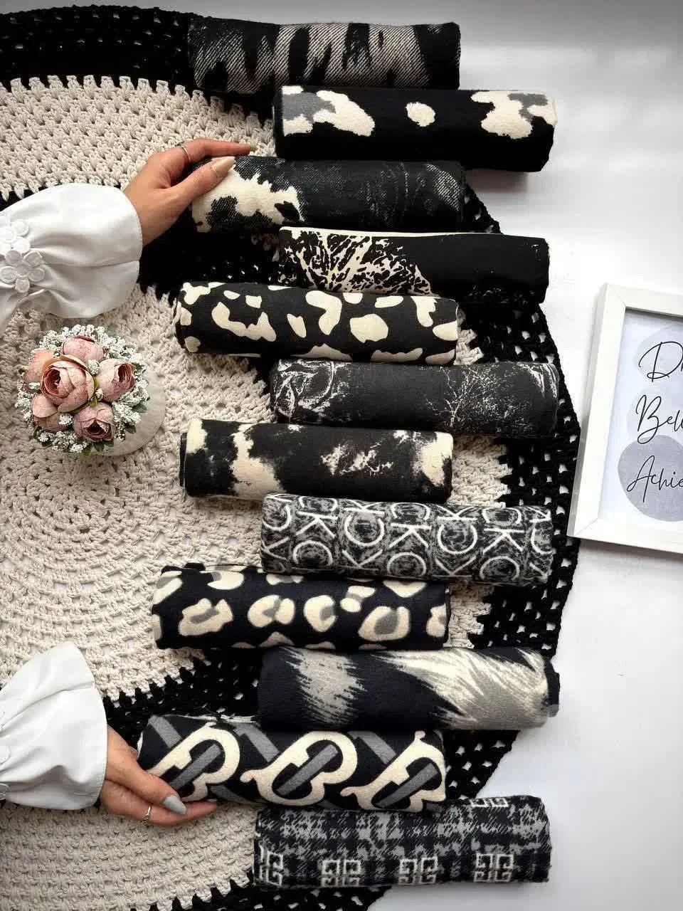 بلوز شلوار بافت|لباس|نیشابور, میدان حافظ|دیوار