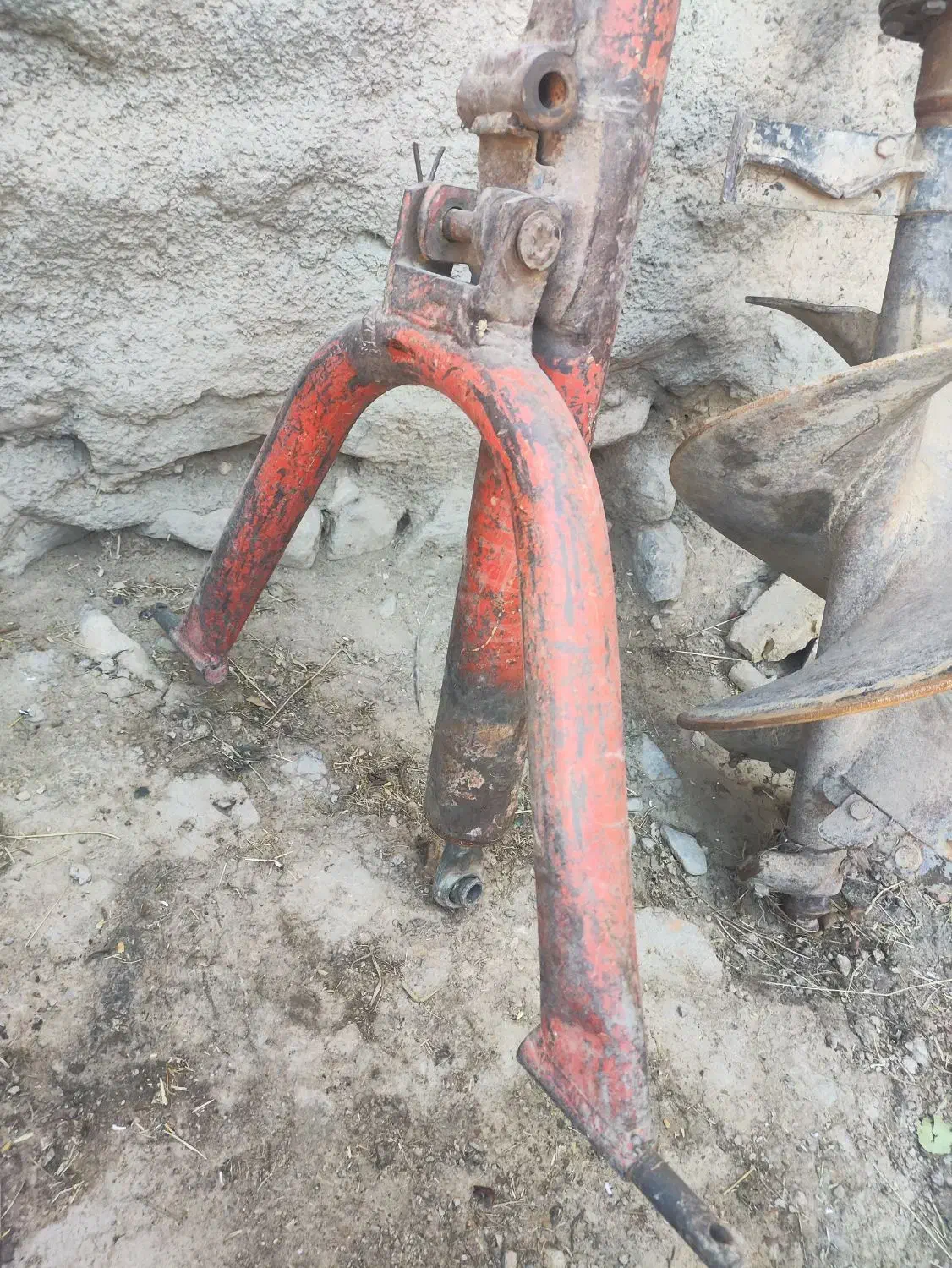 چاله کن پشت تراکتوری|ابزارآلات|قوچان, |دیوار