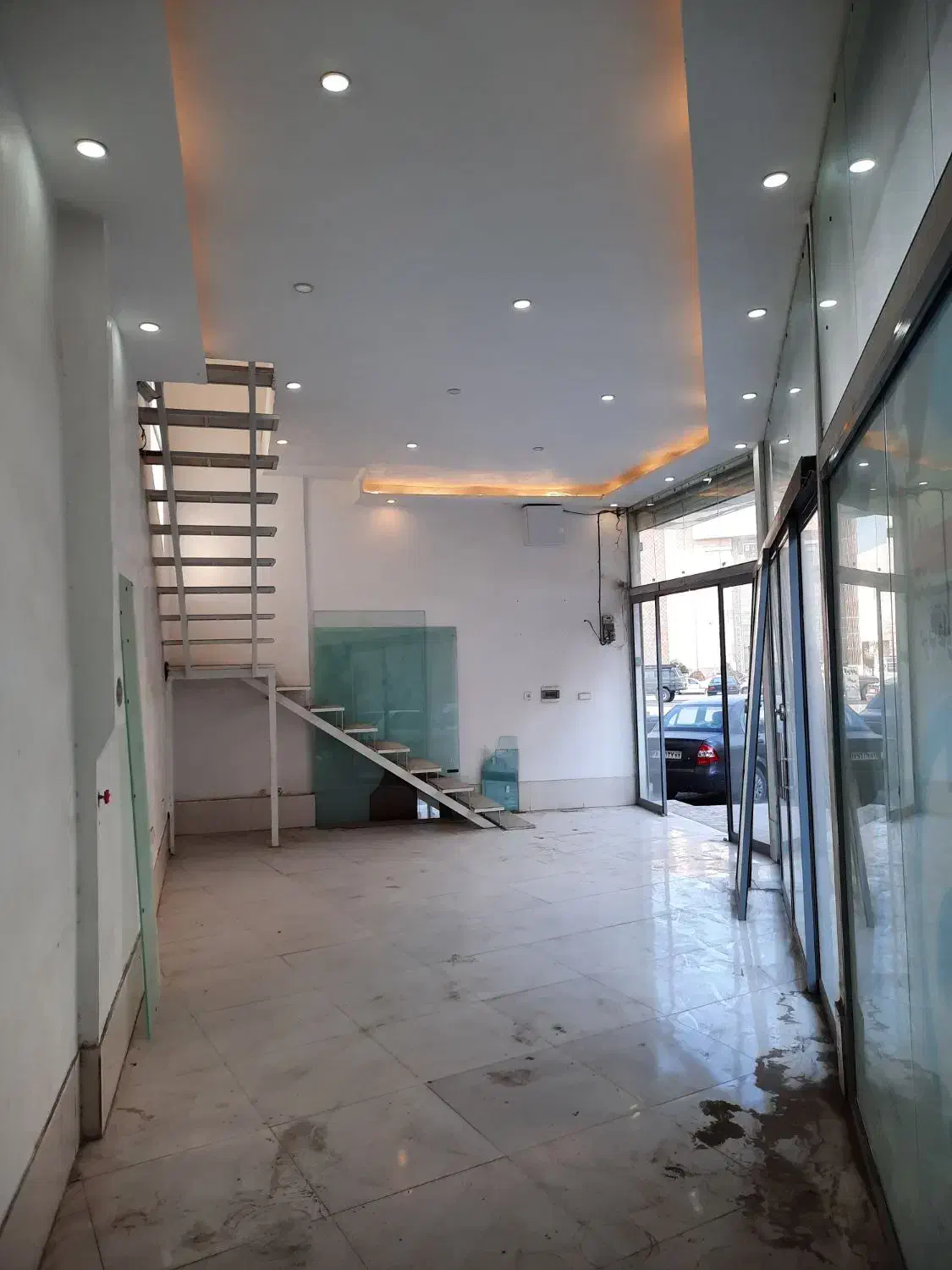 مغازه تجاری هفتاد متری بلوار ادیب خدمات خودرویی|اجارهٔ مغازه و غرفه|مشهد, ولیعصر (شهرک غرب)|دیوار