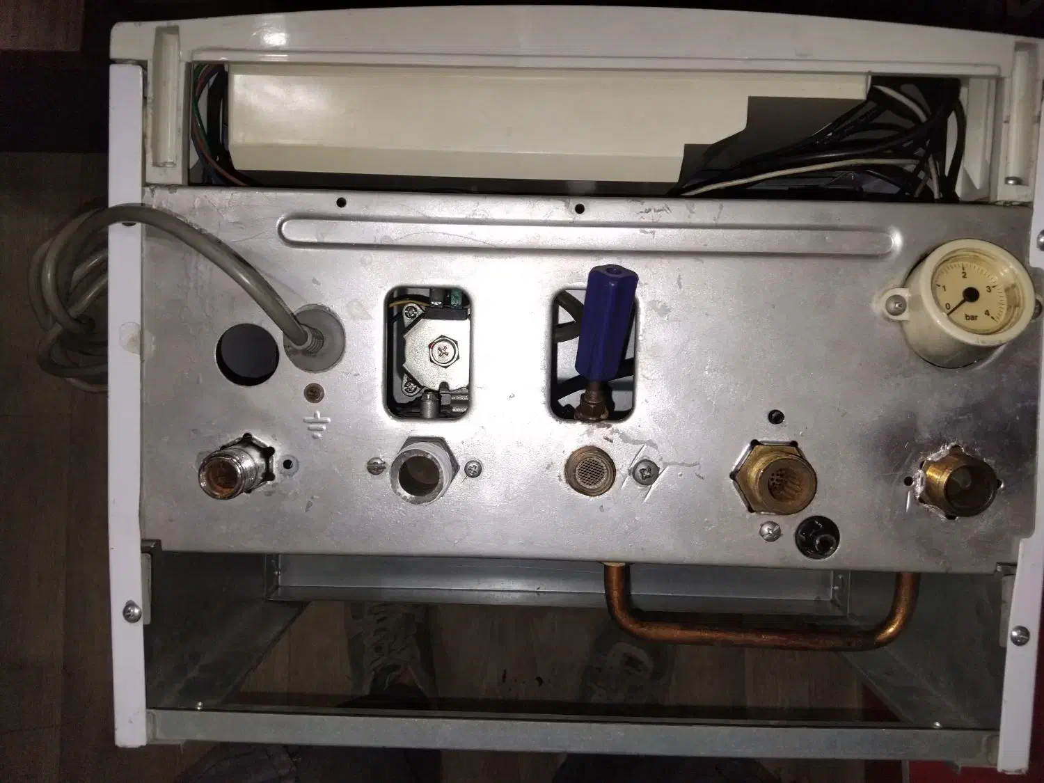 پکیج تاچی ۲۴۰۰۰|آبگرمکن، پکیج، شوفاژ|شهریار, شهرک امیریه|دیوار