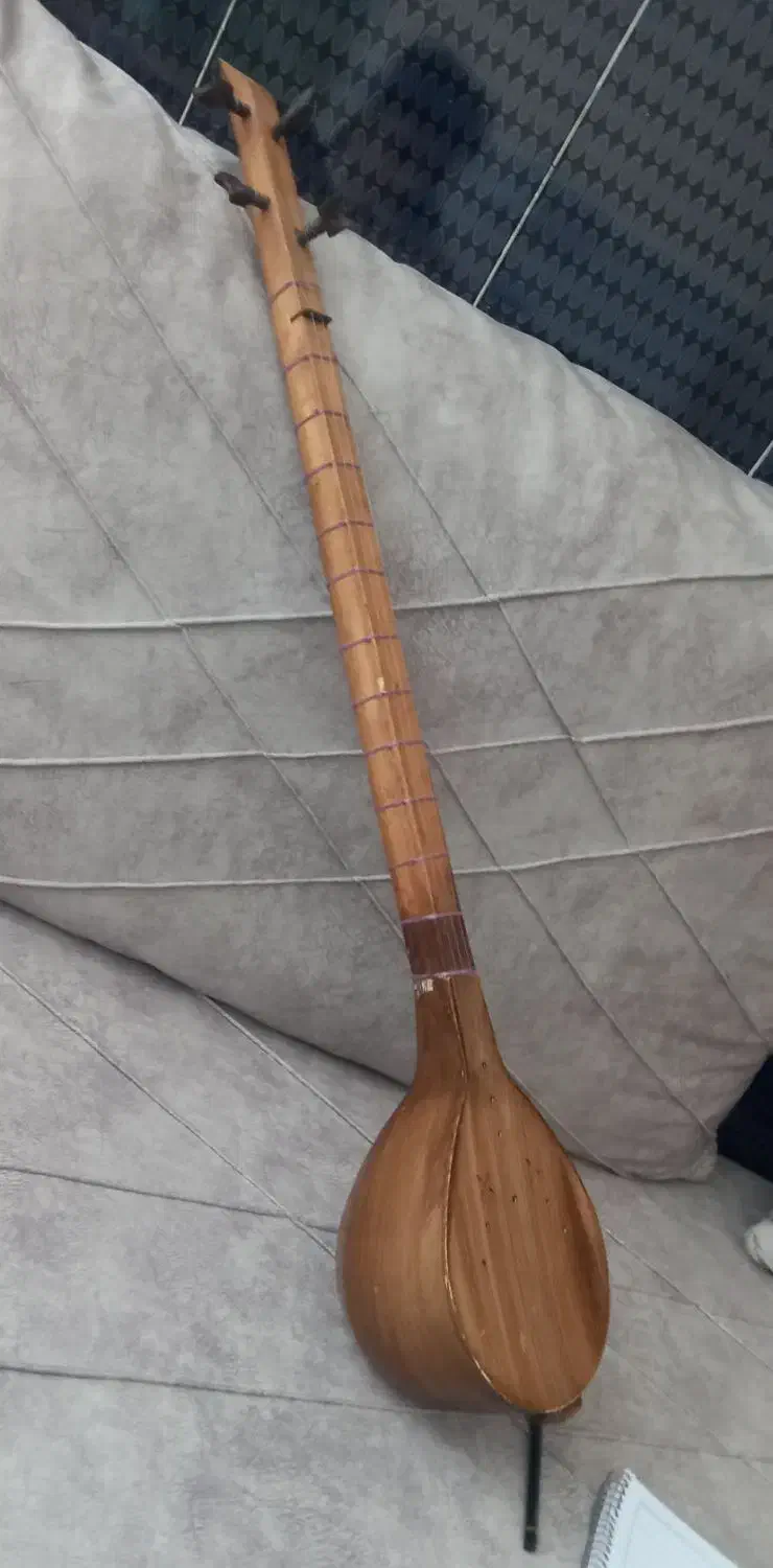 سه تار|سازهای سنتی|ارومیه, |دیوار