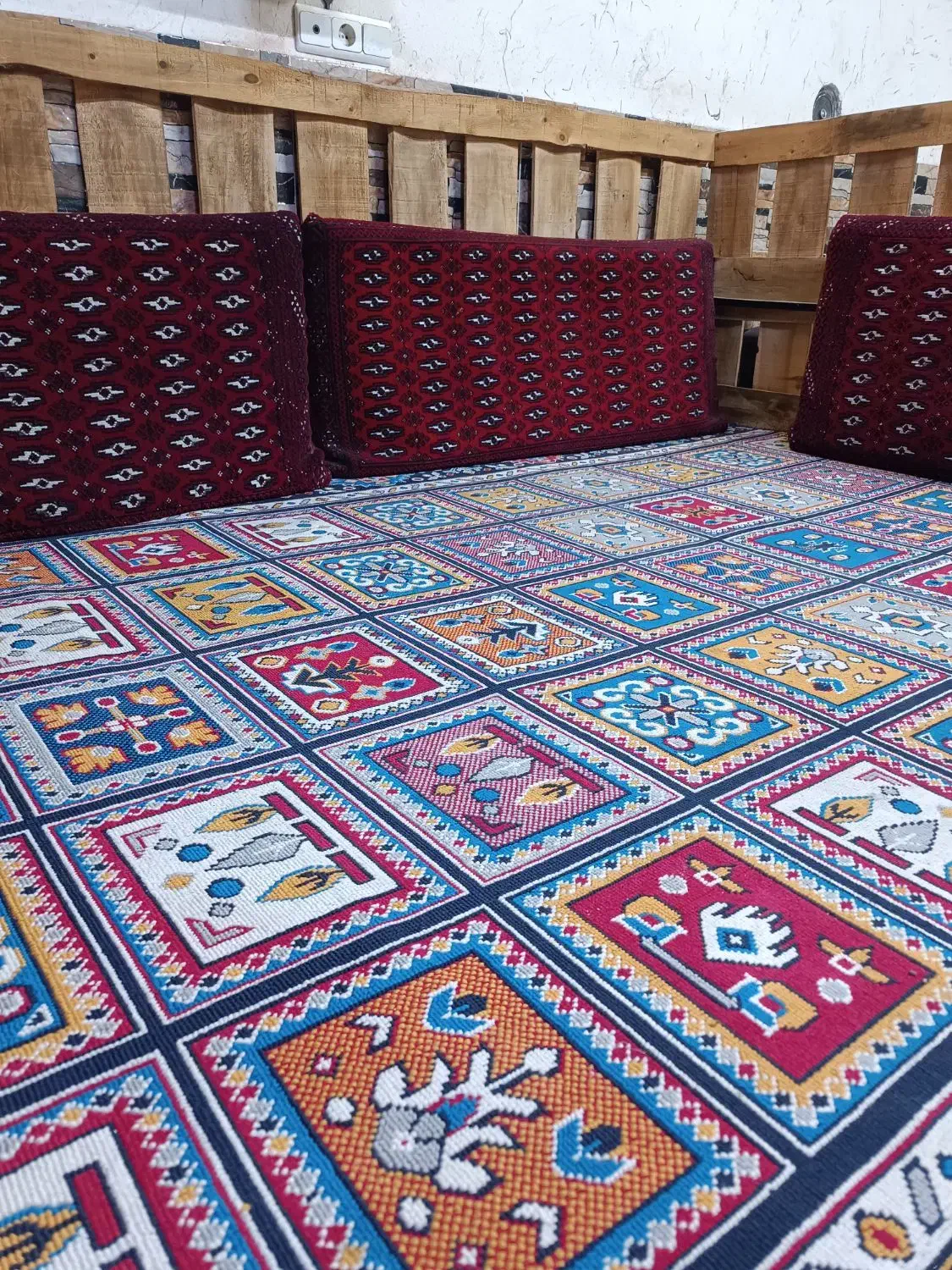 تخت رستوران|کافیشاپ و رستوران|بیرجند, |دیوار