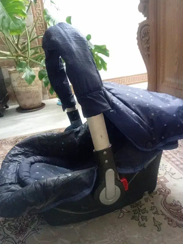 کریر نوزاد|کالسکه و لوازم جانبی|قم, شاه ابراهیم|دیوار