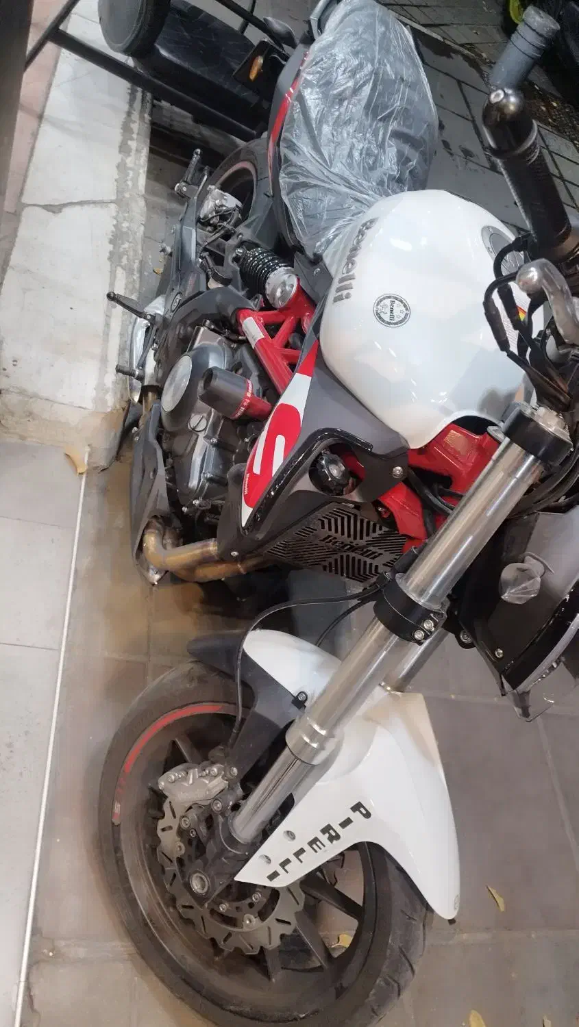 بنلی ۴۰۳ کارکرد ۳۰۰۰ نقد و اقساط|موتورسیکلت|تهران, گمرک|دیوار