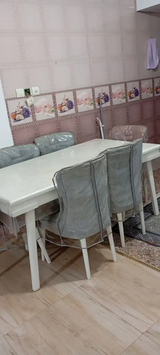 میز نهارخوری|میز و صندلی غذاخوری|نیشابور, فضل|دیوار